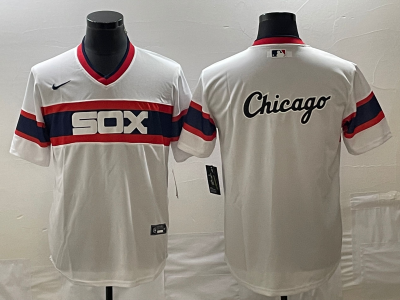 Men's Chicago White Sox White Home Cooperstown Collection Game Jersey baseball jersey product view 1