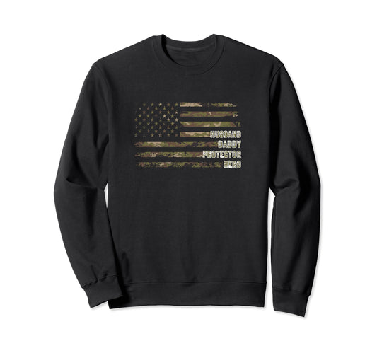 American Flag Fathers Day Daddy Sweatshirt - Casual Everyday Wear Unisex - T-Shirt, Sweatshirt, Hoodie