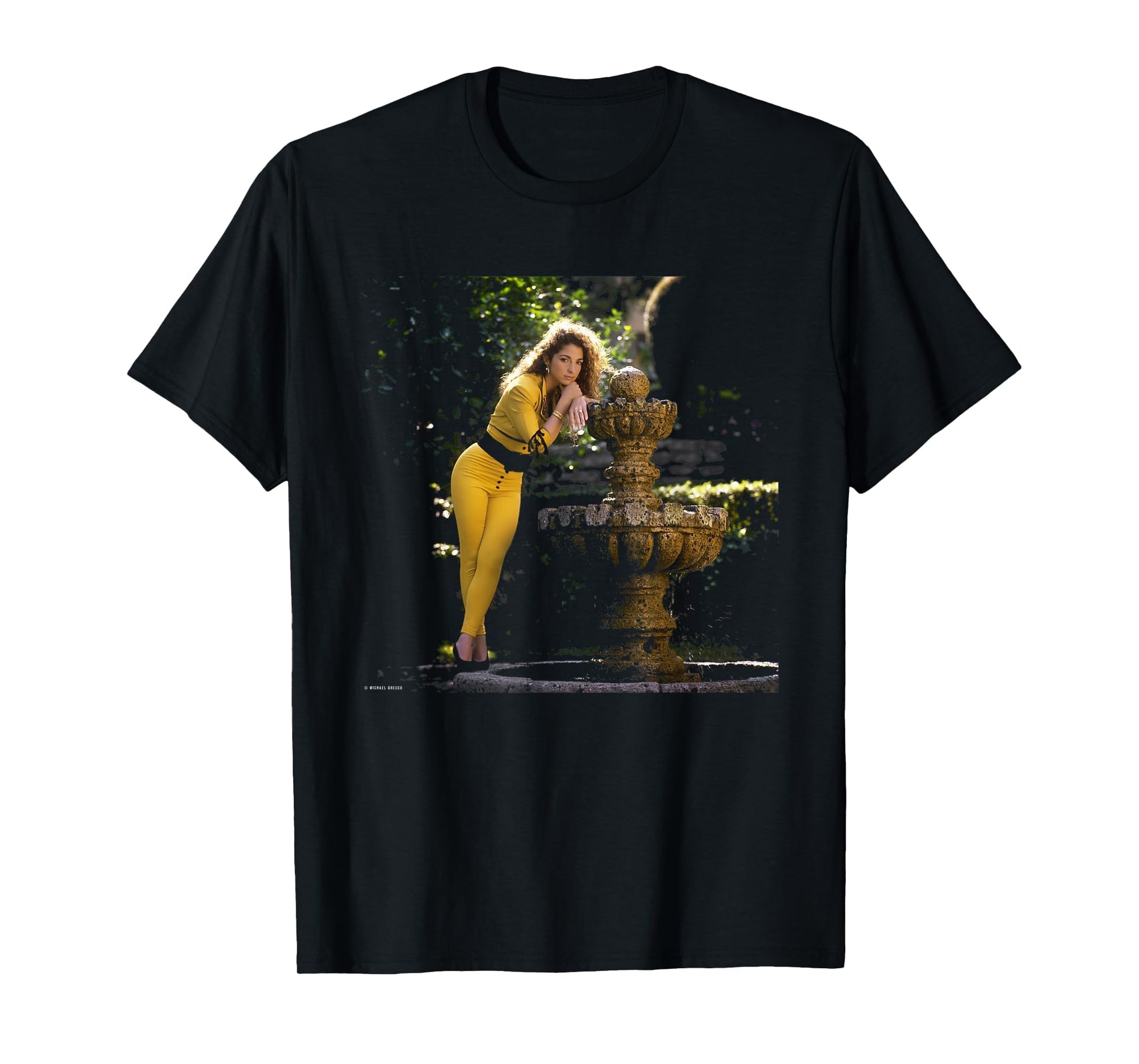 Conga Pop Singer Gloria Estefan T-Shirt - Streetwear Style for Adults - T-Shirt, Sweatshirt, Hoodie