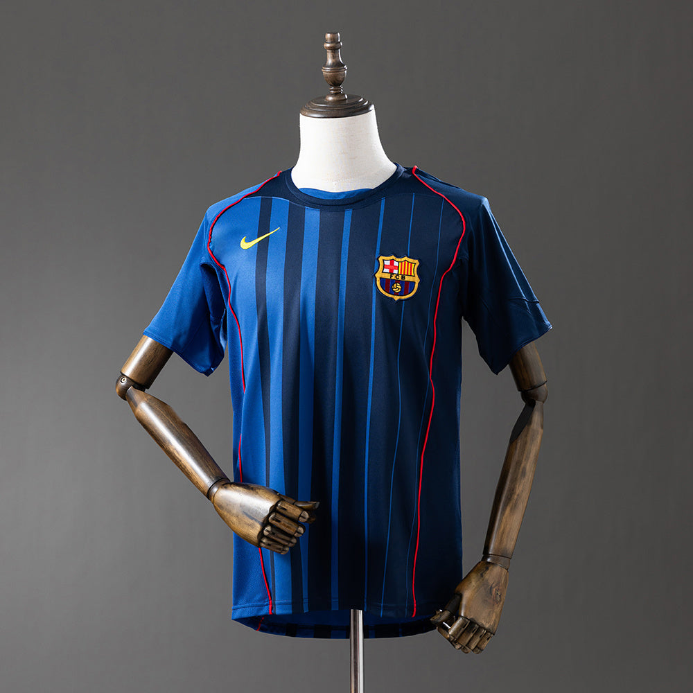 Barcelona 04/05 Away Retro Jersey sports jersey product view 1