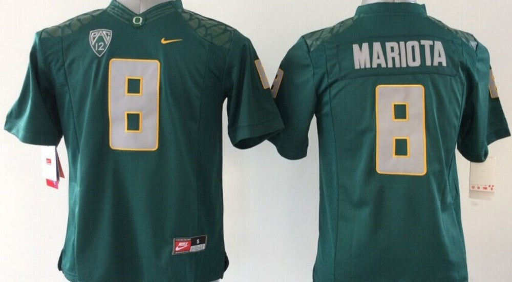Men's Oregon Ducks Marcus Mariota #8 Green Player Jersey sports jersey product view 1
