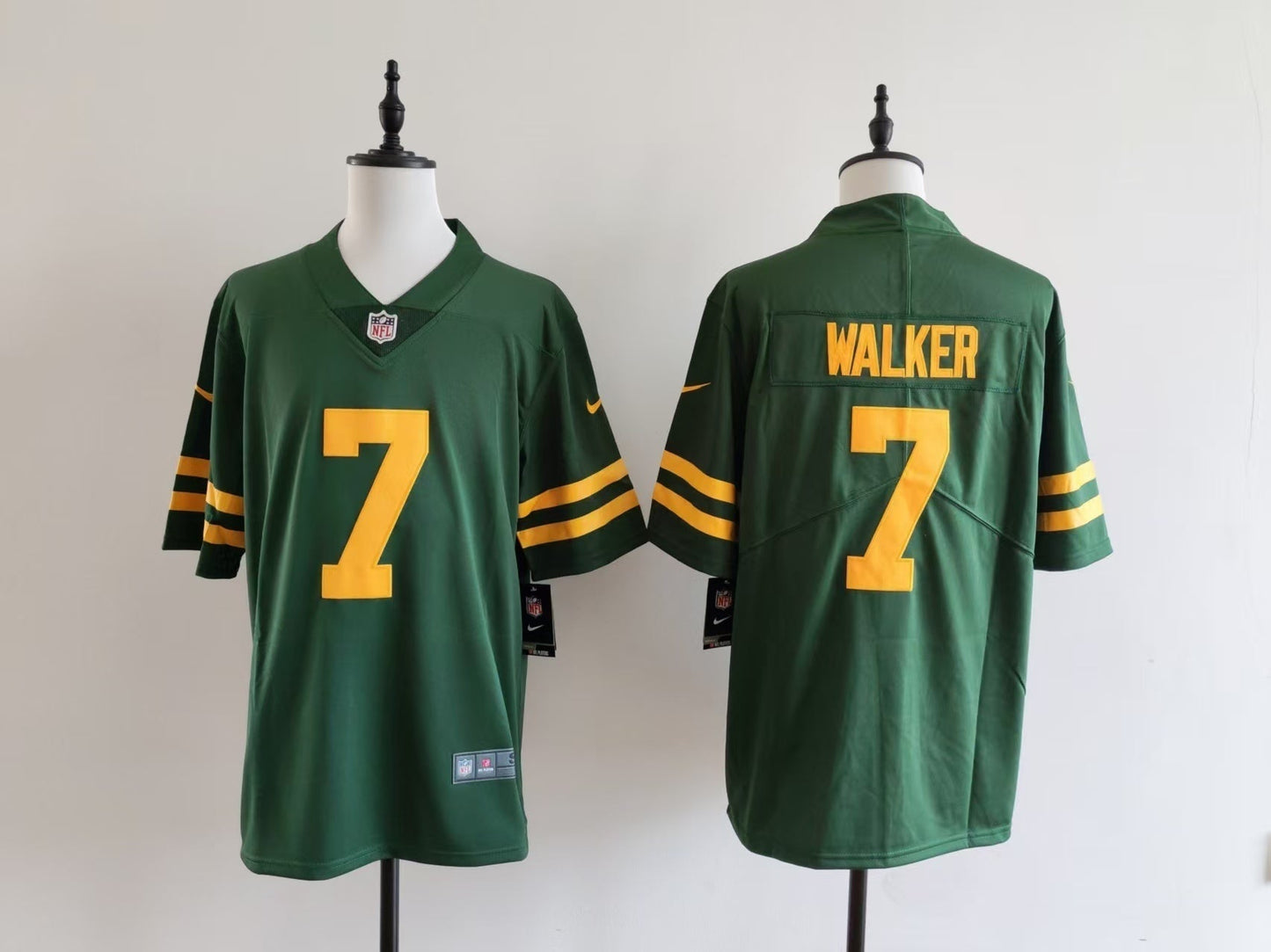 Men's Green Bay Packers Quay Walker Jersey football jersey product view 1