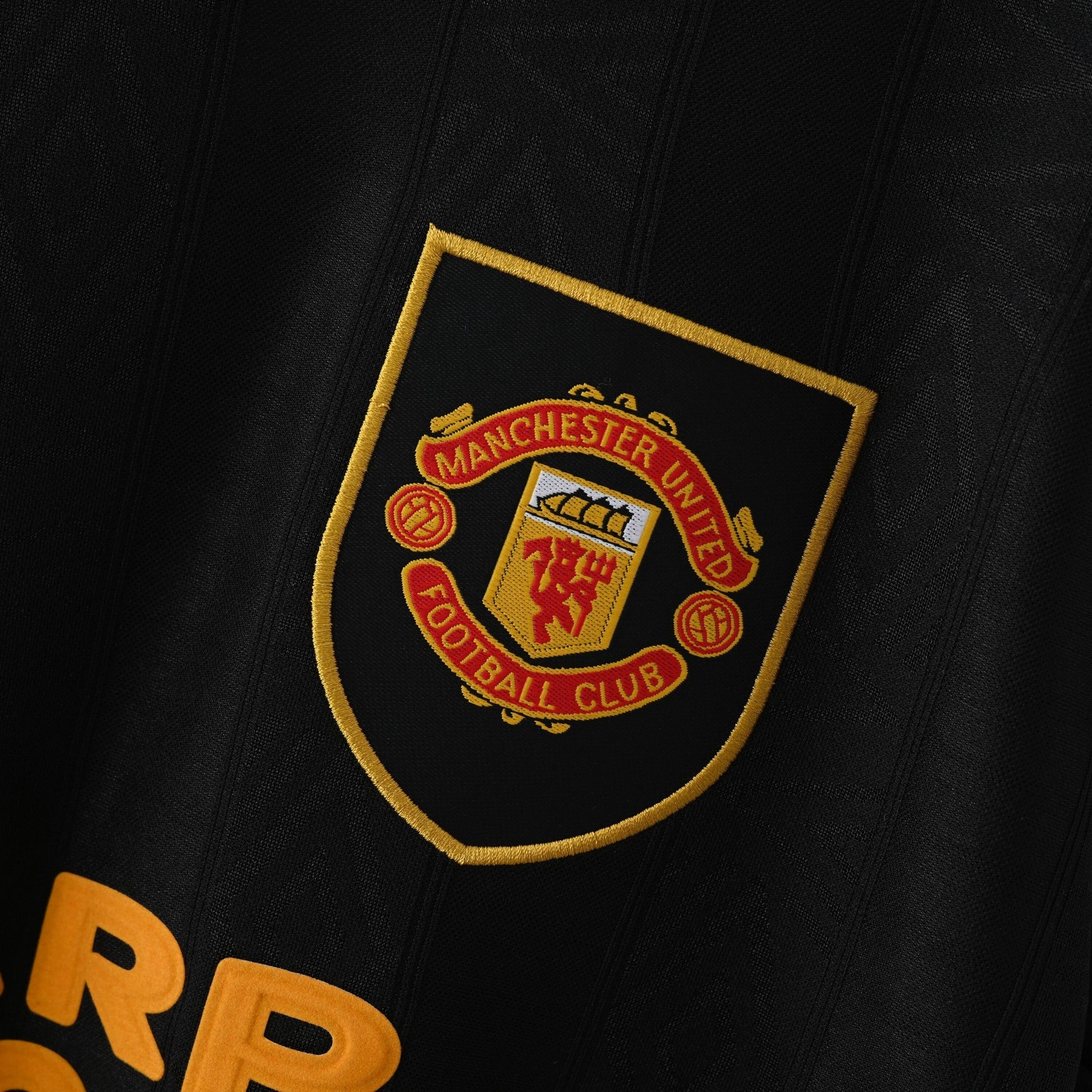 Manchester United away game 1993/94 sports jersey product view 3