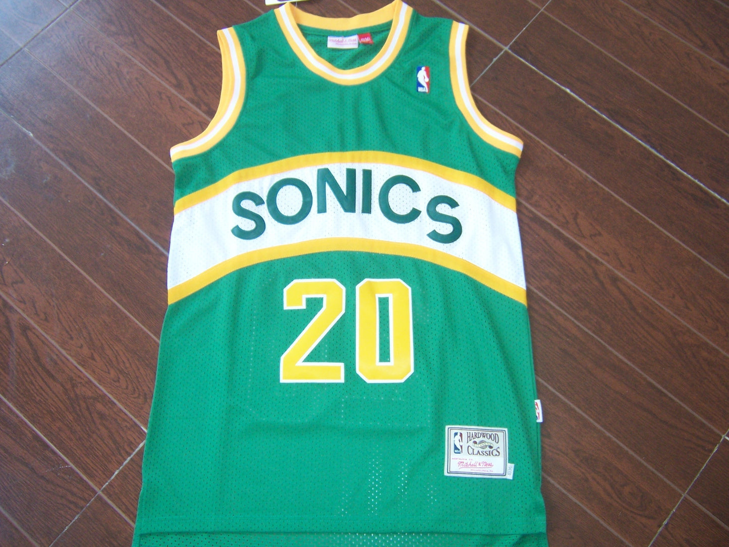 SuperSonics No. 20 Glove Gary Payton Green Jersey basketball jersey product view 1
