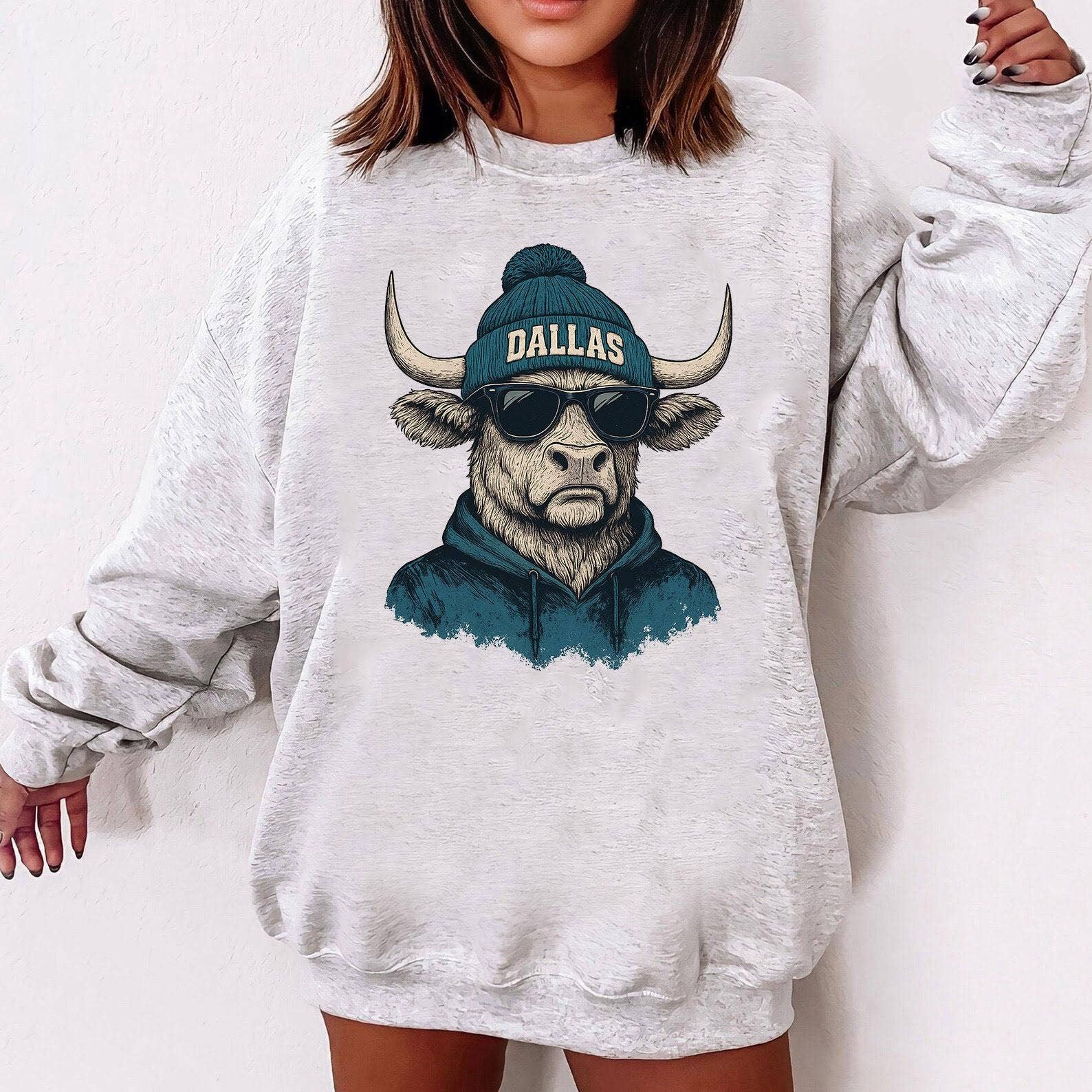 Vintage Dallas Football Sweatshirt, Game Day Shirt Unisex T-shirt, Sweatshirt, Hoodie, Long Sleeve Tee - T-Shirt, Sweatshirt, Hoodie