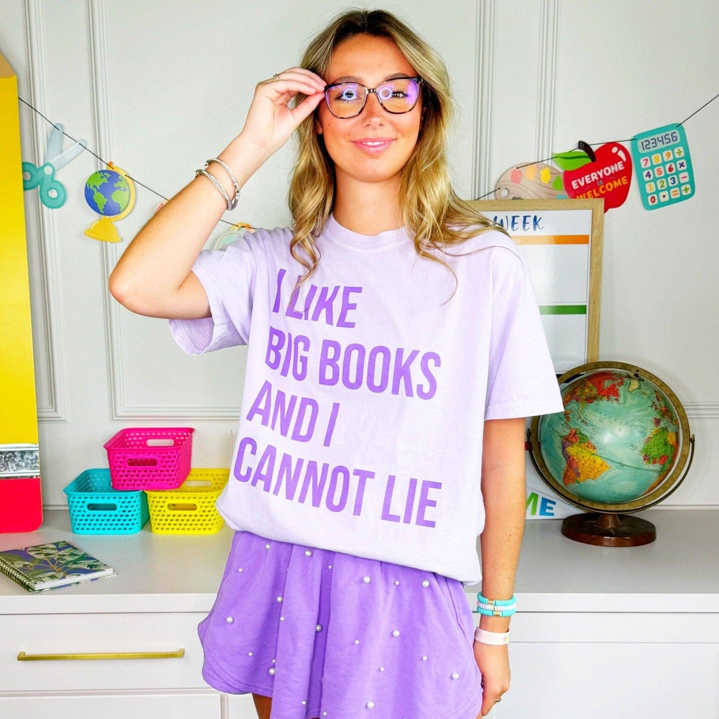 I Like Big Books and I Cannot Lie Tee Unisex T-shirt, Sweatshirt, Hoodie, Long Sleeve Tee - T-Shirt, Sweatshirt, Hoodie