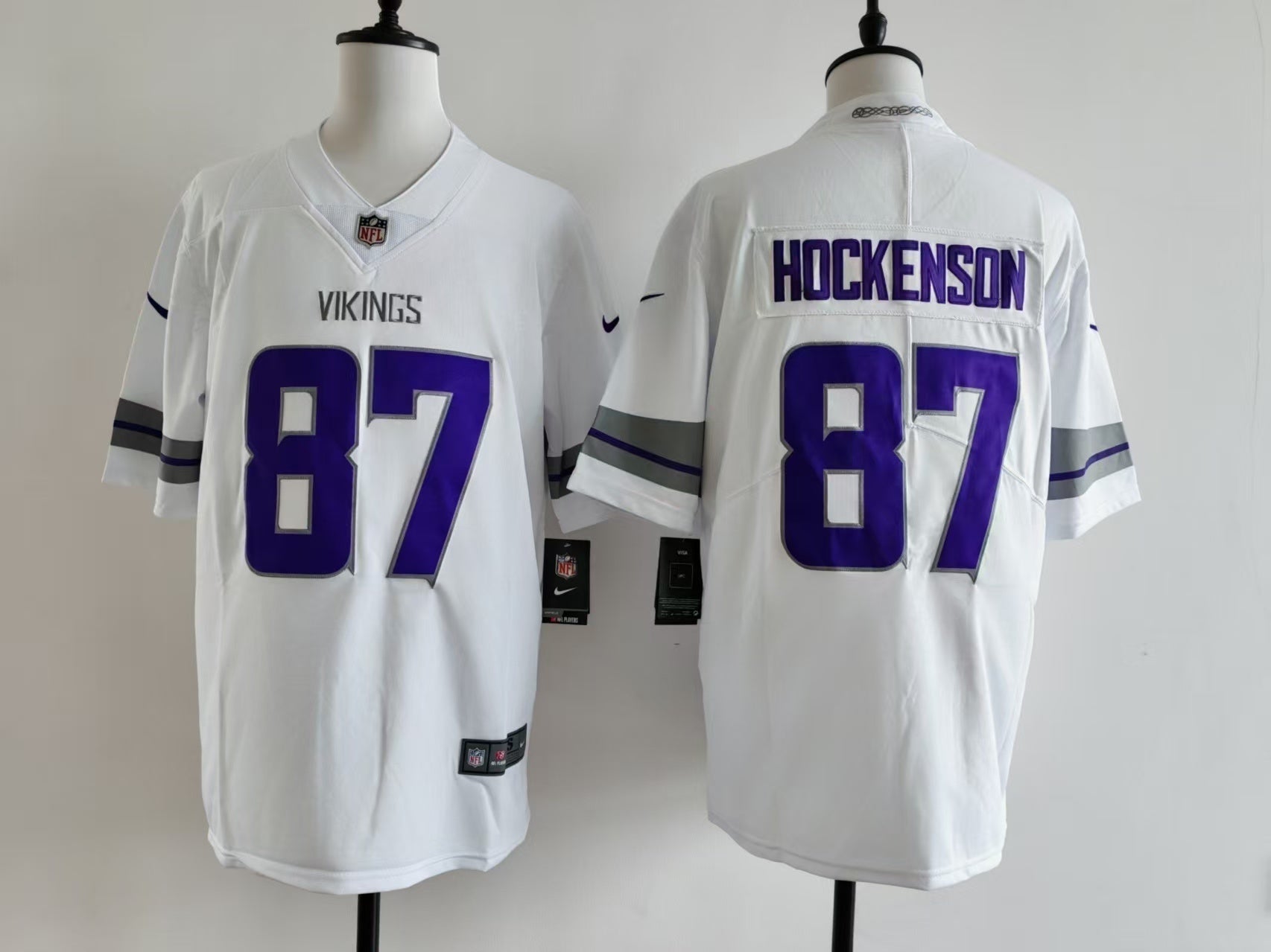 Men's Minnesota Vikings T.J. Hockenson Jersey - White football jersey product view 1