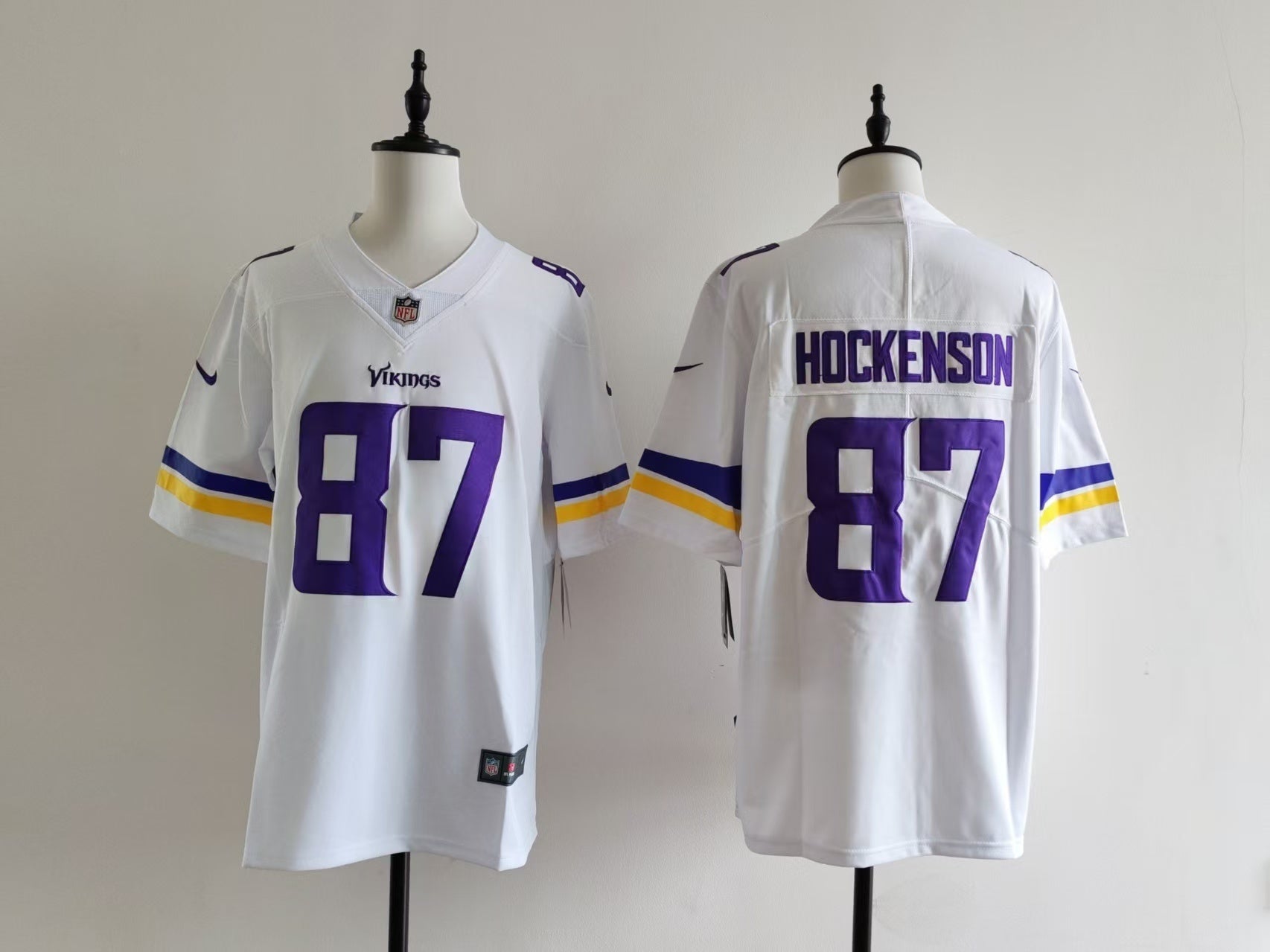 Men's Minnesota Vikings T.J. Hockenson Jersey - White#87 football jersey product view 1
