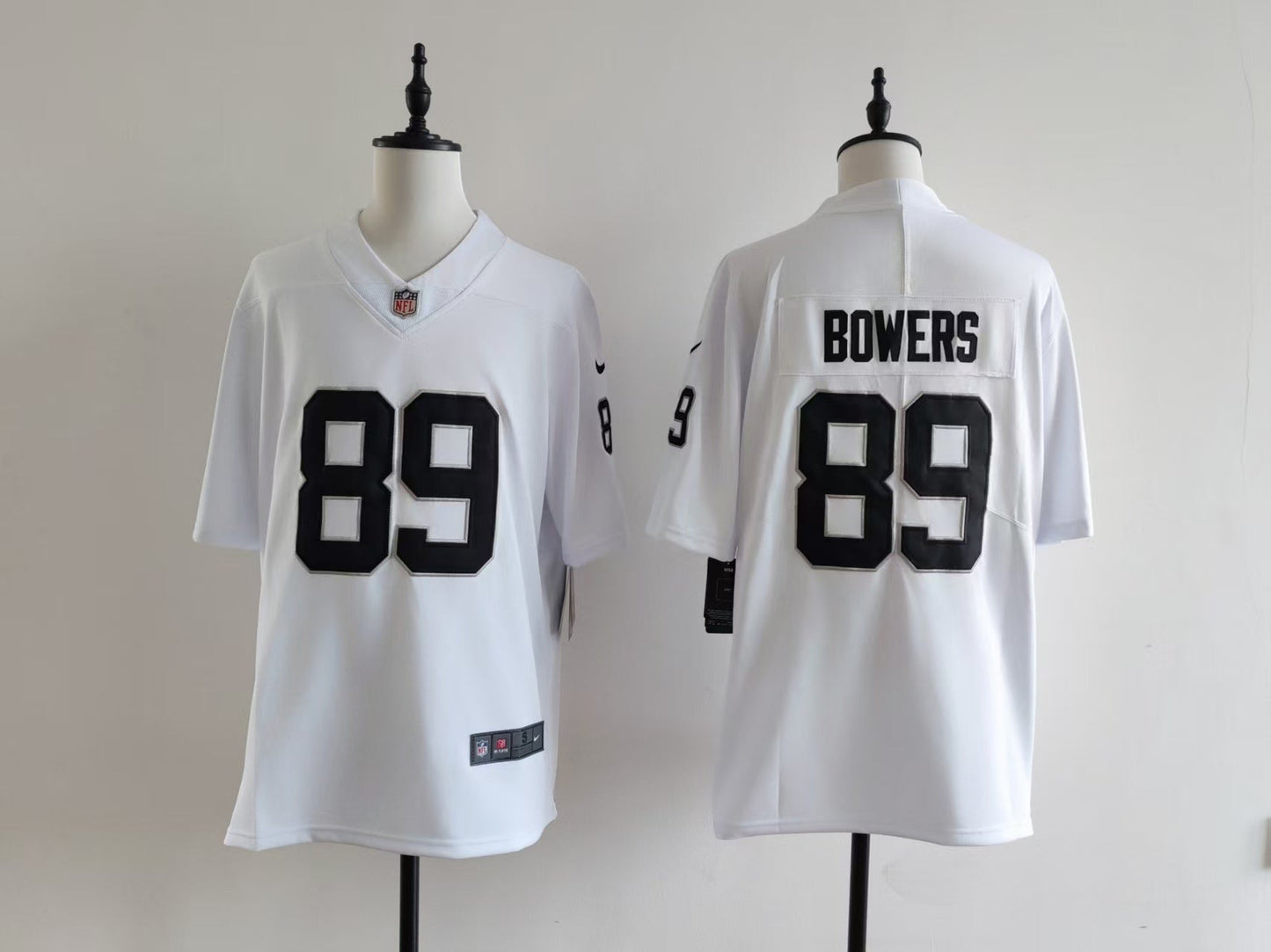 Men's Oakland Raiders Brock Bowers Jersey - White football jersey product view 1