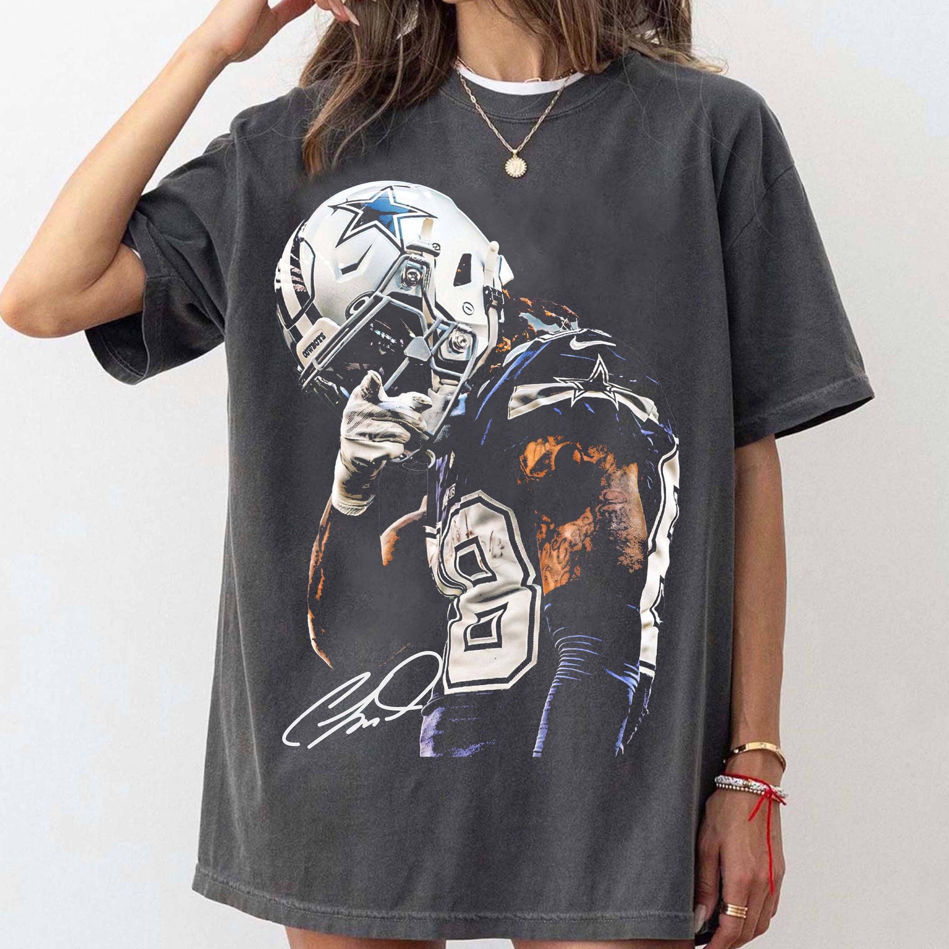 Vintage Ceedee Lamb American Football Tee Unisex T-shirt, Sweatshirt, Hoodie, Long Sleeve Tee - T-Shirt, Sweatshirt, Hoodie