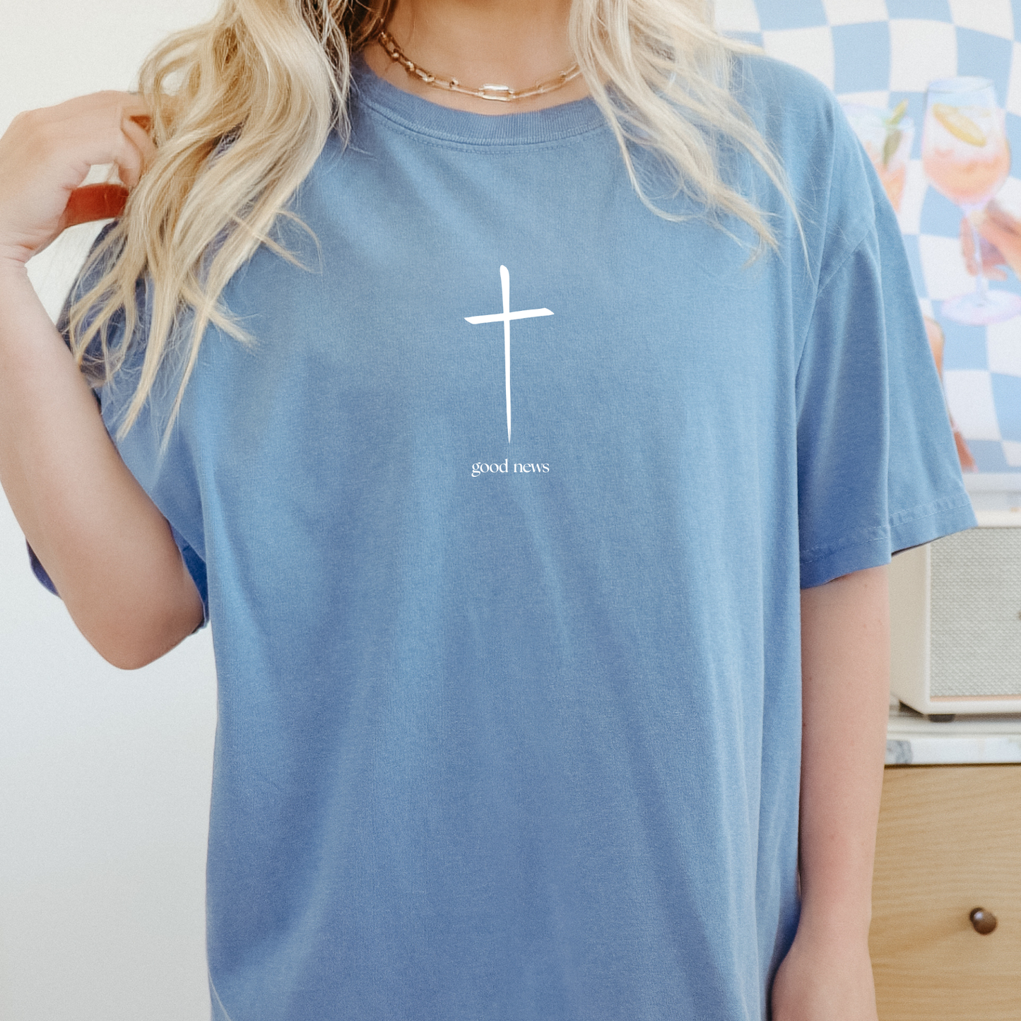 Good News Cross Comfort Colors Christian Crewneck T-Shirt Unisex T-shirt, Sweatshirt, Hoodie, Long Sleeve Tee - T-Shirt, Sweatshirt, Hoodie