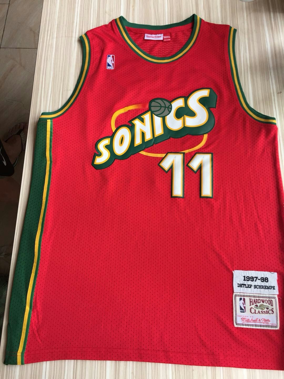 SuperSonics No. 11 Detlef Schrempf Retro Red Jersey basketball jersey product view 1