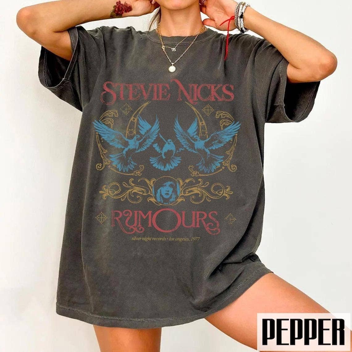 Ste-Vie Nicks Legend Tour Concert Tee Unisex T-shirt, Sweatshirt, Hoodie, Long Sleeve Tee - T-Shirt, Sweatshirt, Hoodie