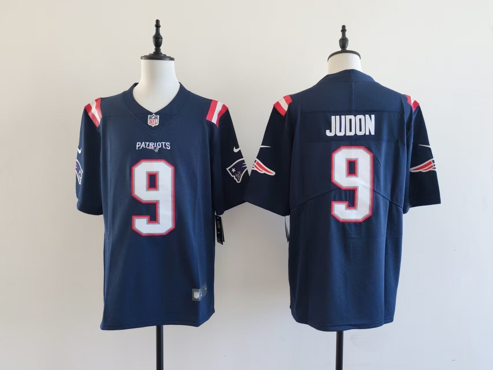 Men's New England Patriots Matthew Judon Jersey-Blue football jersey product view 1