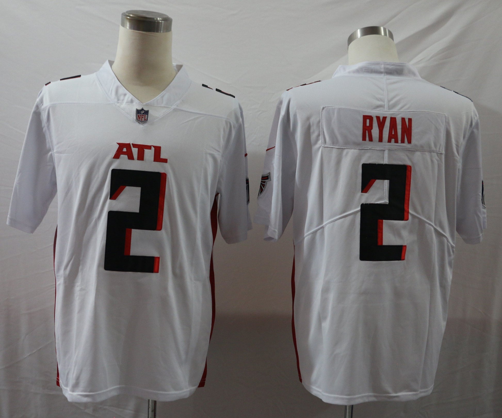 Men's Atlanta Falcons Matt Ryan #2 White Game Player Jersey1 football jersey product view 1