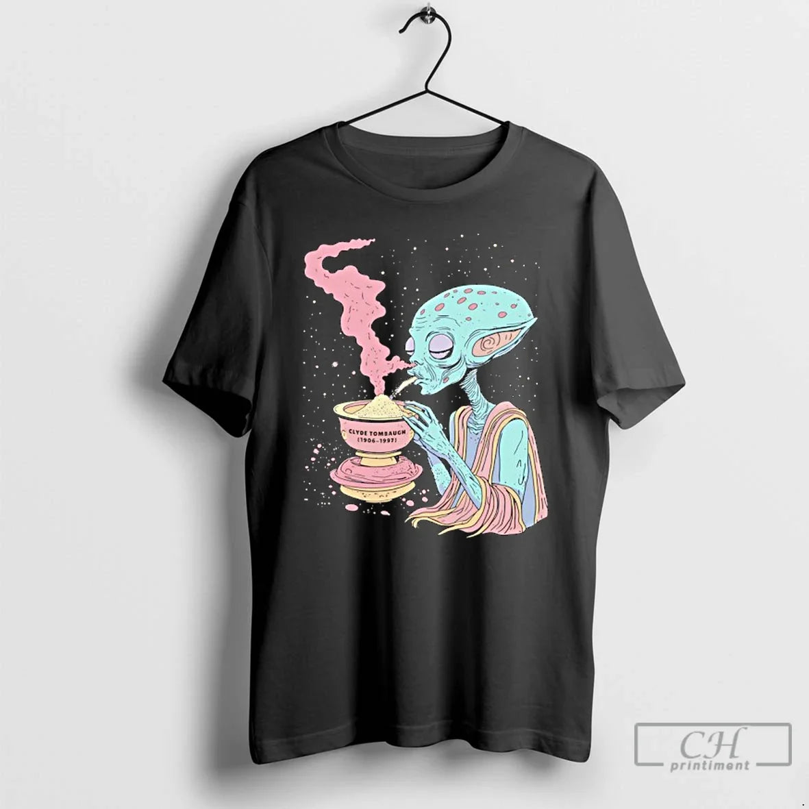 Classic Alien Inhale Smoke Clyde Tombaugh 1906 1997 T-Shirts, Hoodie, Sweatshirt - T-Shirt, Sweatshirt, Hoodie