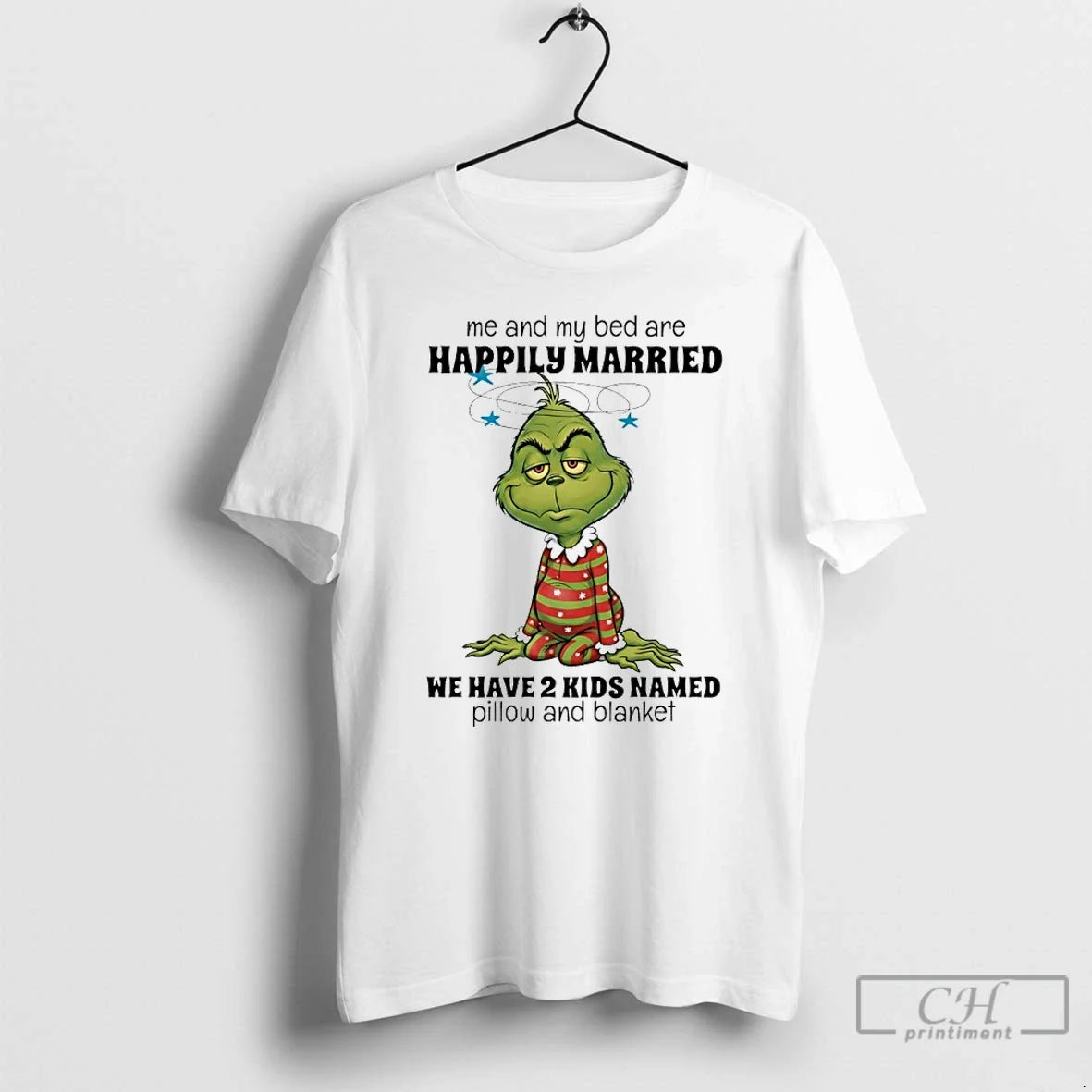 Classic Grinch Me My Bed Are Happily Married We Have 2 Named Pillow T-Shirts, Hoodie, Sweatshirt - T-Shirt, Sweatshirt, Hoodie