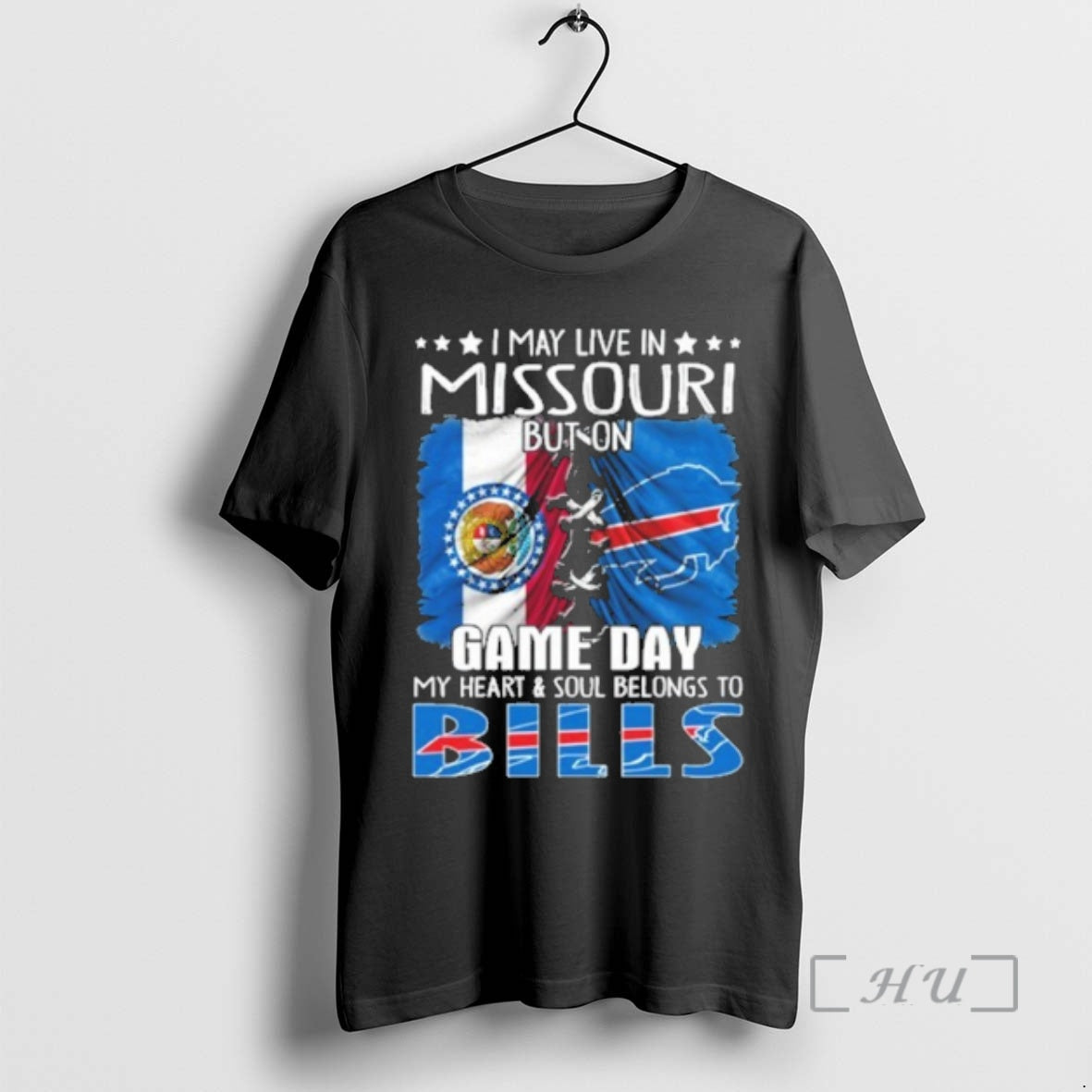 New I May Live Missouri But Gameday My Heart Soul Belongs T-Shirts, Hoodie, Sweatshirt - T-Shirt, Sweatshirt, Hoodie