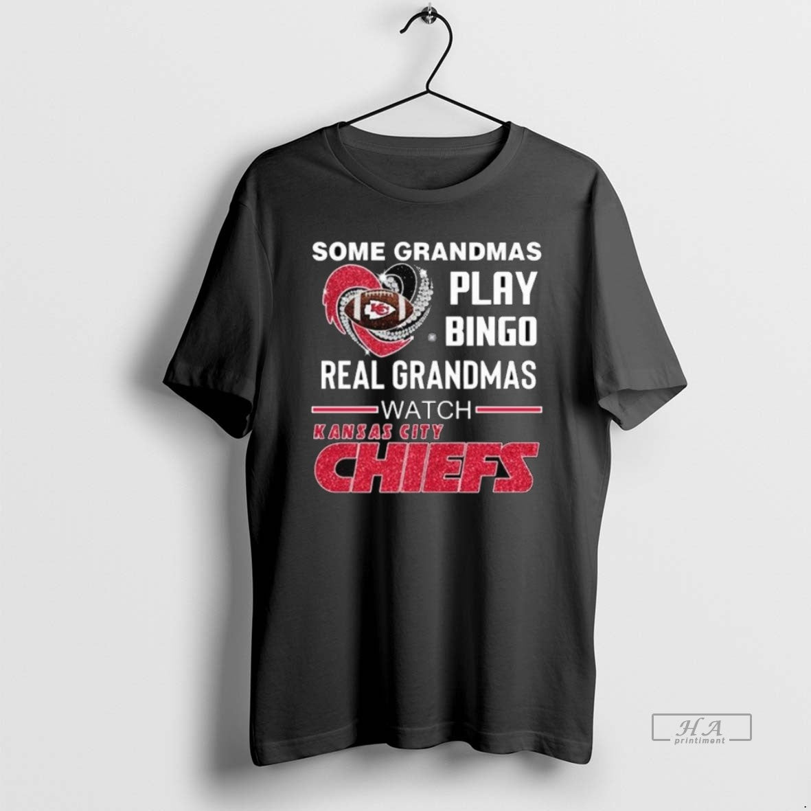 Official Some Grandmas Play Bingo Real Grandmas Watch Kansas City Chiefs Diamond Heart 2025 T-Shirts, Hoodie, Sweatshirt - T-Shirt, Sweatshirt, Hoodie
