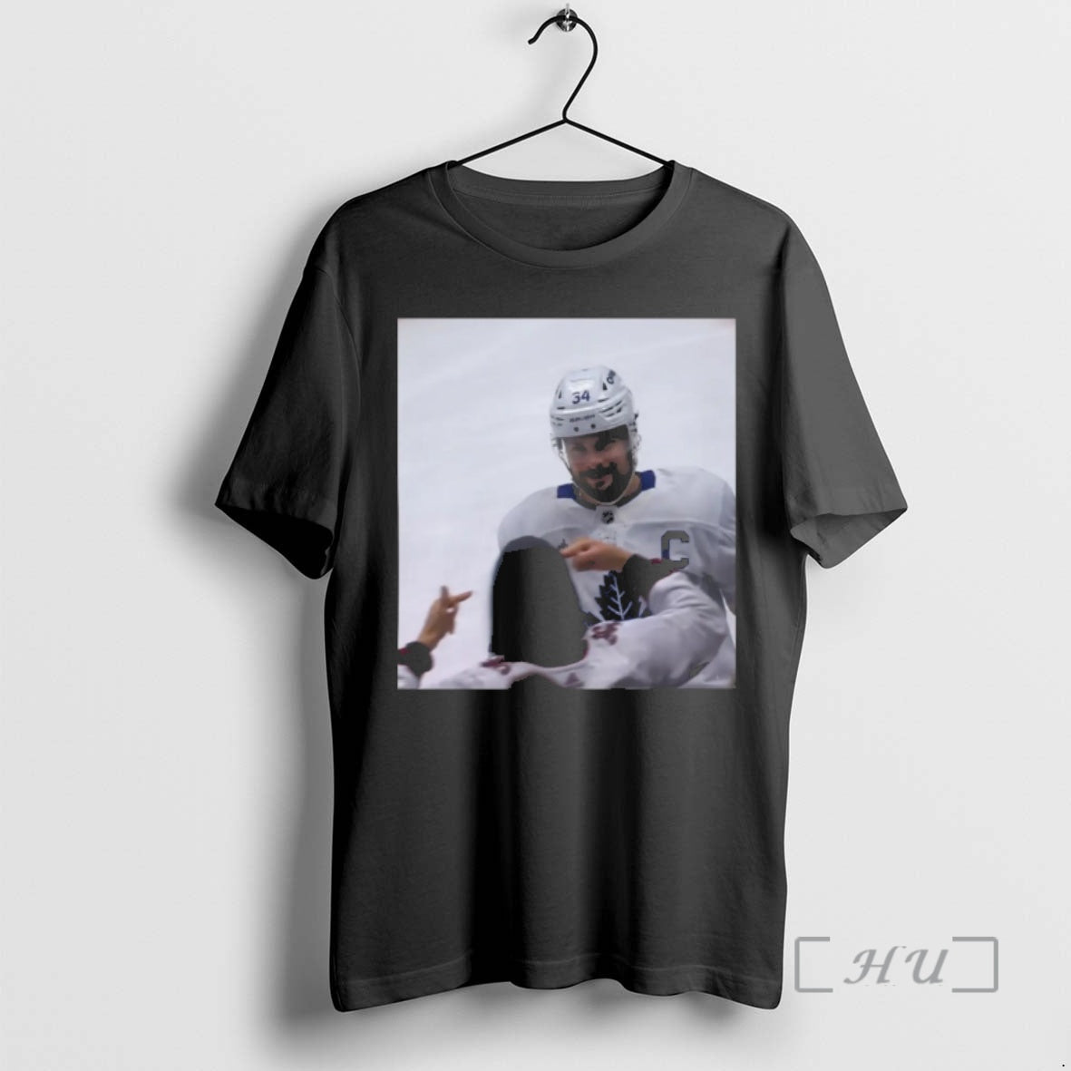 Officials Auston Matthews Smirks Avs Fans 1 T-Shirts, Hoodie, Sweatshirt - T-Shirt, Sweatshirt, Hoodie