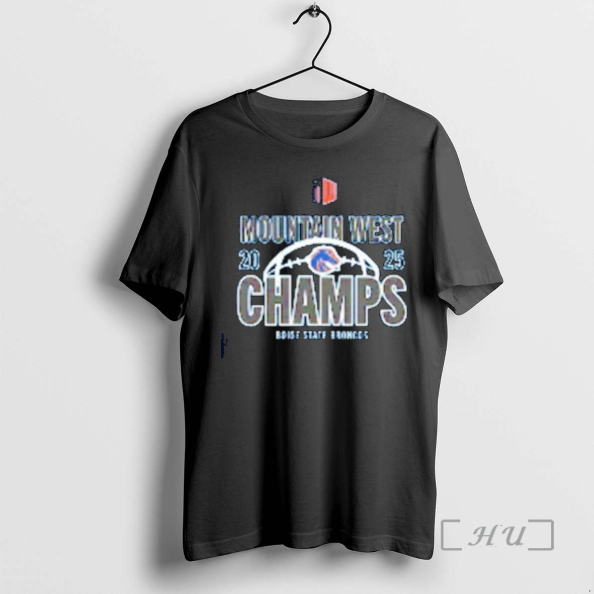 Officials Boise State Broncos 2025 Mountain West Champions Locker Room Ornaments T-Shirts, Hoodie, Sweatshirt - T-Shirt, Sweatshirt, Hoodie