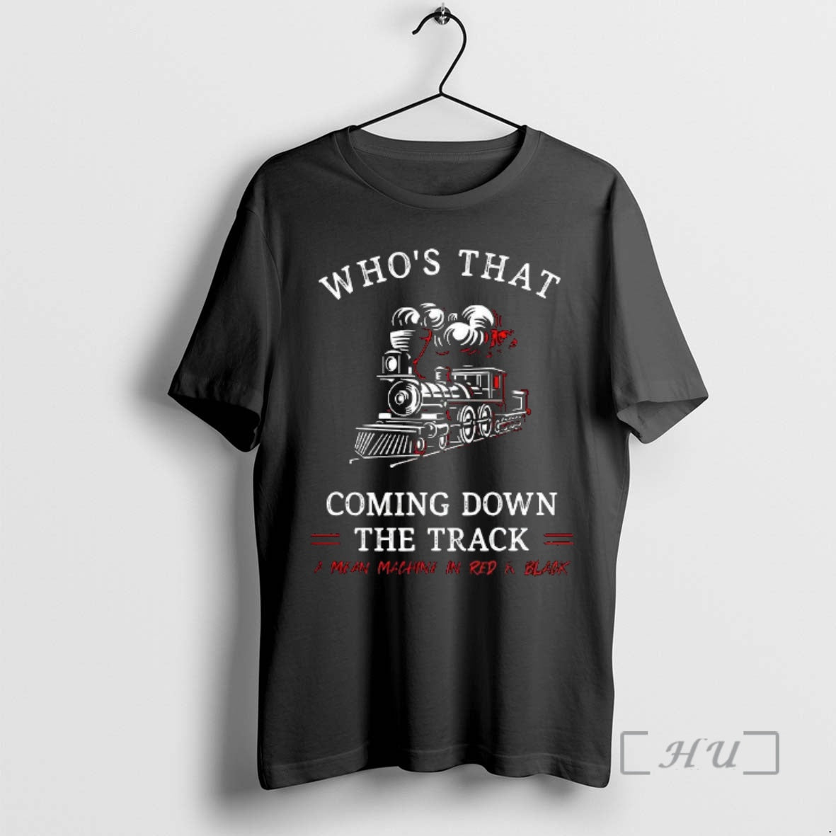 Officials Georgia Bulldog Football Whos That Coming Down Track Mean Machine Red T-Shirts, Hoodie, Sweatshirt - T-Shirt, Sweatshirt, Hoodie