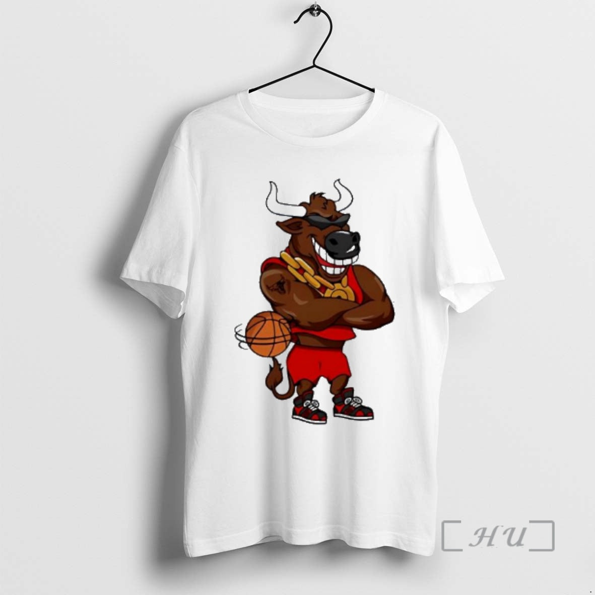 Officials Koszula Chicago Bulls Polska Funny Mascot T-Shirts, Hoodie, Sweatshirt - T-Shirt, Sweatshirt, Hoodie