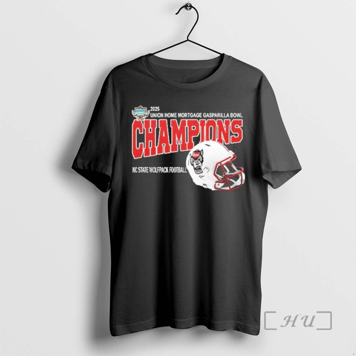 Officials Nc State Wolfpack 2025 Gasparilla Bowl Champions Helmet T-Shirts, Hoodie, Sweatshirt - T-Shirt, Sweatshirt, Hoodie
