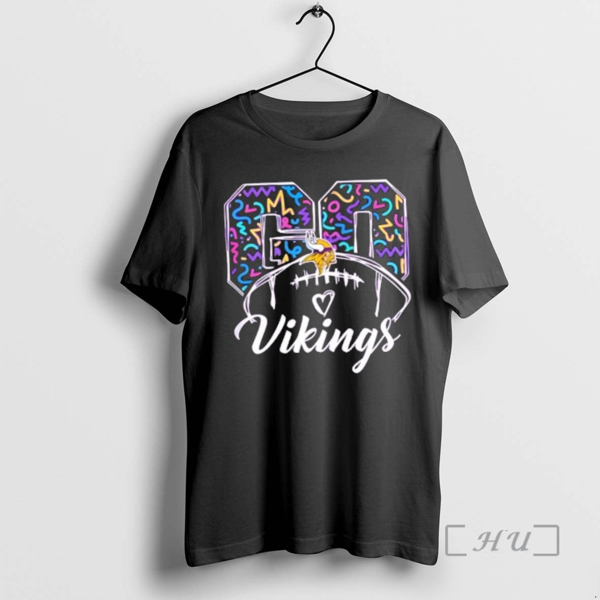 Officials Never Underestimate Woman Who Listens Nkotb Loves Minnesota Vikings T-Shirts, Hoodie, Sweatshirt - T-Shirt, Sweatshirt, Hoodie