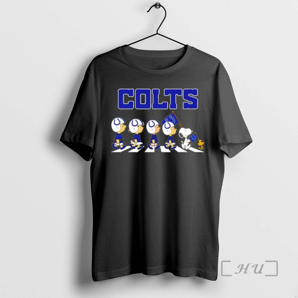 Officials Peanuts X Indianapolis Colts Football Flag Walking T-Shirts, Hoodie, Sweatshirt - T-Shirt, Sweatshirt, Hoodie