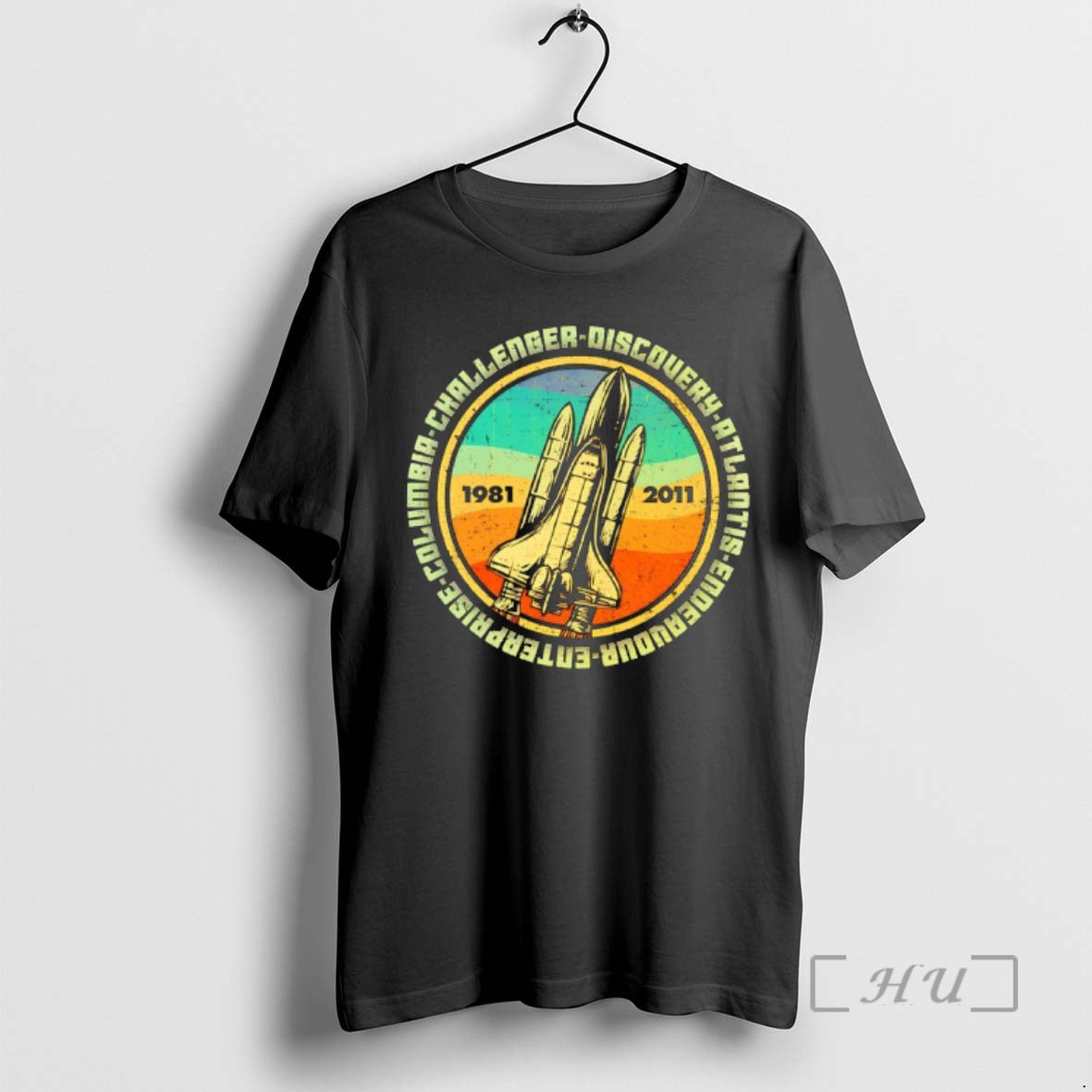 Officials Through Hardship Stars Enterprise Columbia Challenger 1981 2011 Vintage T-Shirts, Hoodie, Sweatshirt - T-Shirt, Sweatshirt, Hoodie