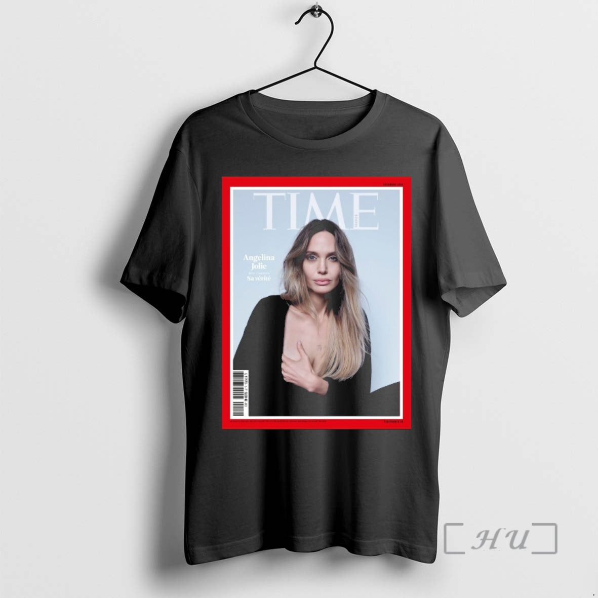 Officials Time France Angelina Jolie Dans Coutures Sa Verite December 2025 T-Shirts, Hoodie, Sweatshirt - T-Shirt, Sweatshirt, Hoodie