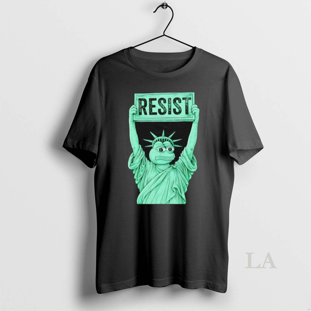 Original Portland Frog Protest Statue Liberty Resist T-Shirts, Hoodie, Sweatshirt - T-Shirt, Sweatshirt, Hoodie