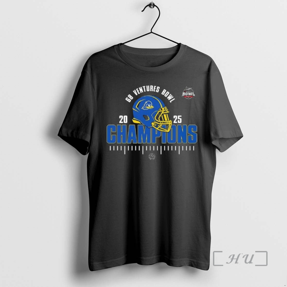 Trending Delaware Fightin Blue Hens Ncaa Football 2025 68 Ventures Bowl Champions Helmet T-Shirts, Hoodie, Sweatshirt - T-Shirt, Sweatshirt, Hoodie