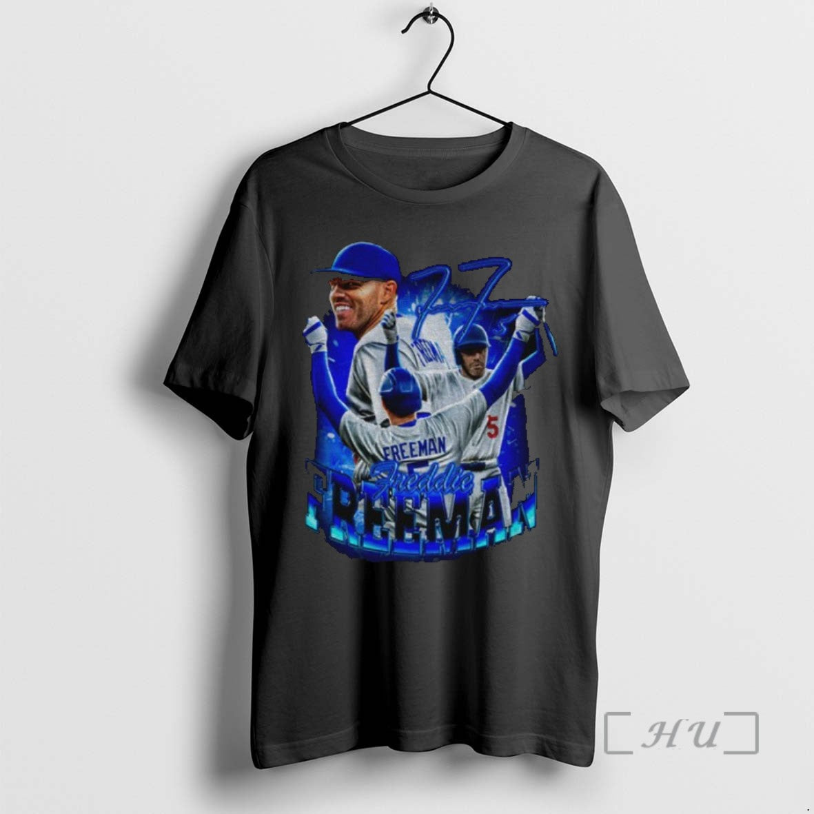 Trending Freddie Freeman Posing Los Angeles Dodgers Mlb Signature T-Shirts, Hoodie, Sweatshirt - T-Shirt, Sweatshirt, Hoodie