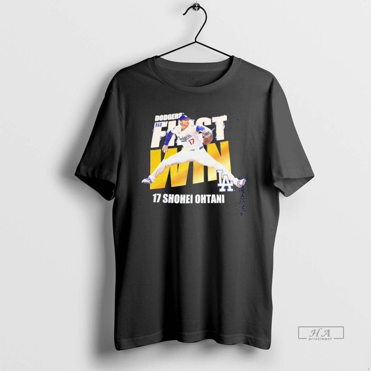 Los Angeles Dodgers First Win 17 Shohei Ohtani Blackshirt T-Shirts, Hoodie, Sweatshirt - T-Shirt, Sweatshirt, Hoodie