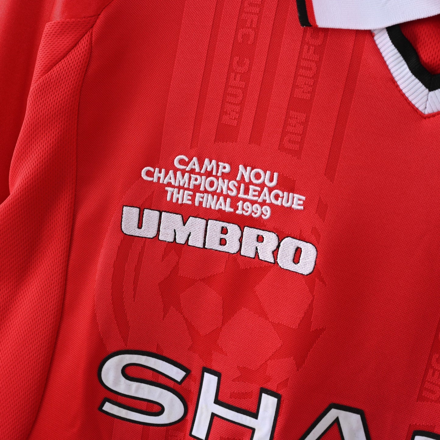 1999 Manchester United Home Long Sleeve sports jersey product view 2