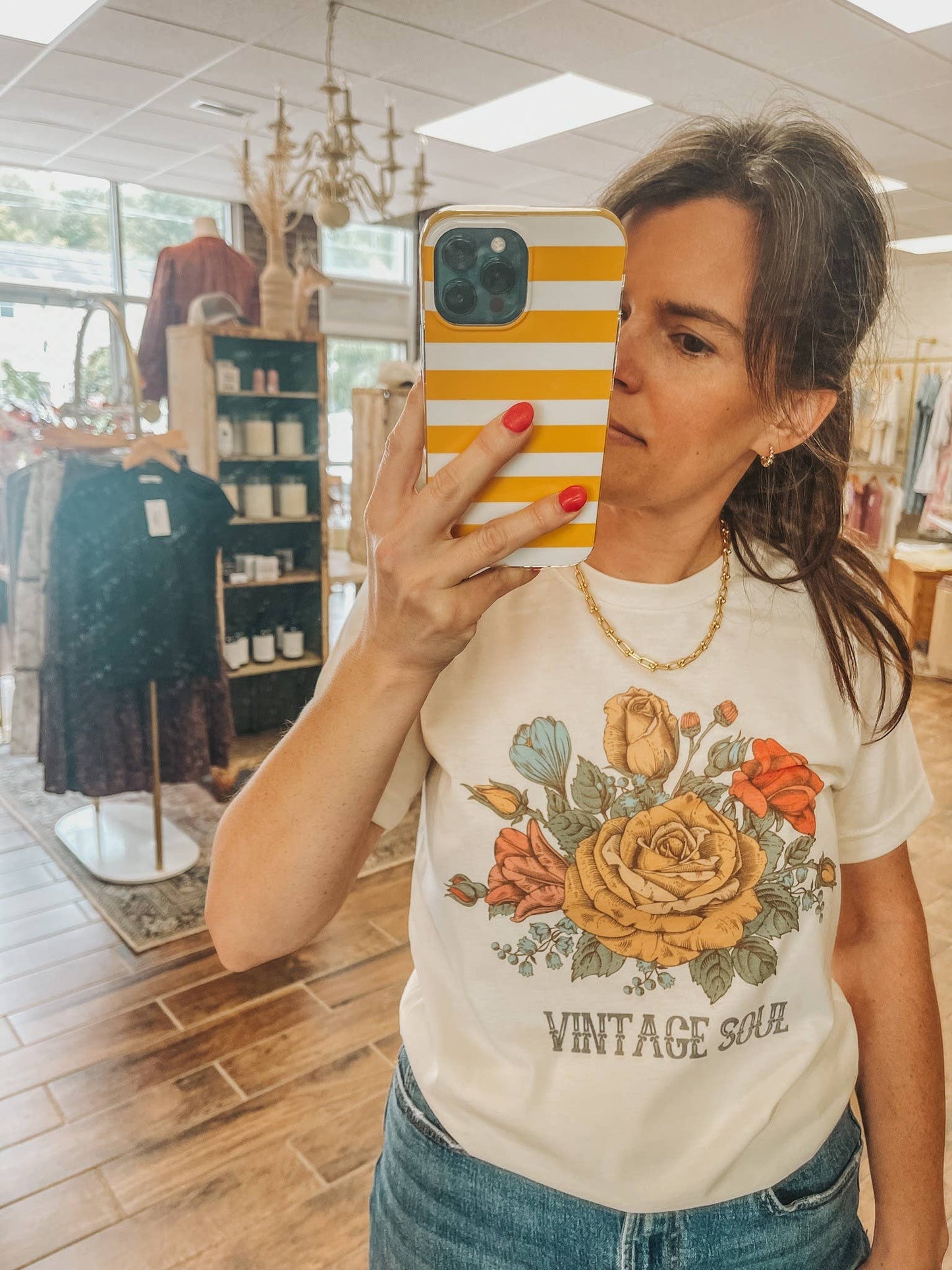 Vintage Soul Floral Retro Graphic Tees Botanical Women's Tee Unisex T-shirt, Sweatshirt, Hoodie, Long Sleeve Tee - T-Shirt, Sweatshirt, Hoodie