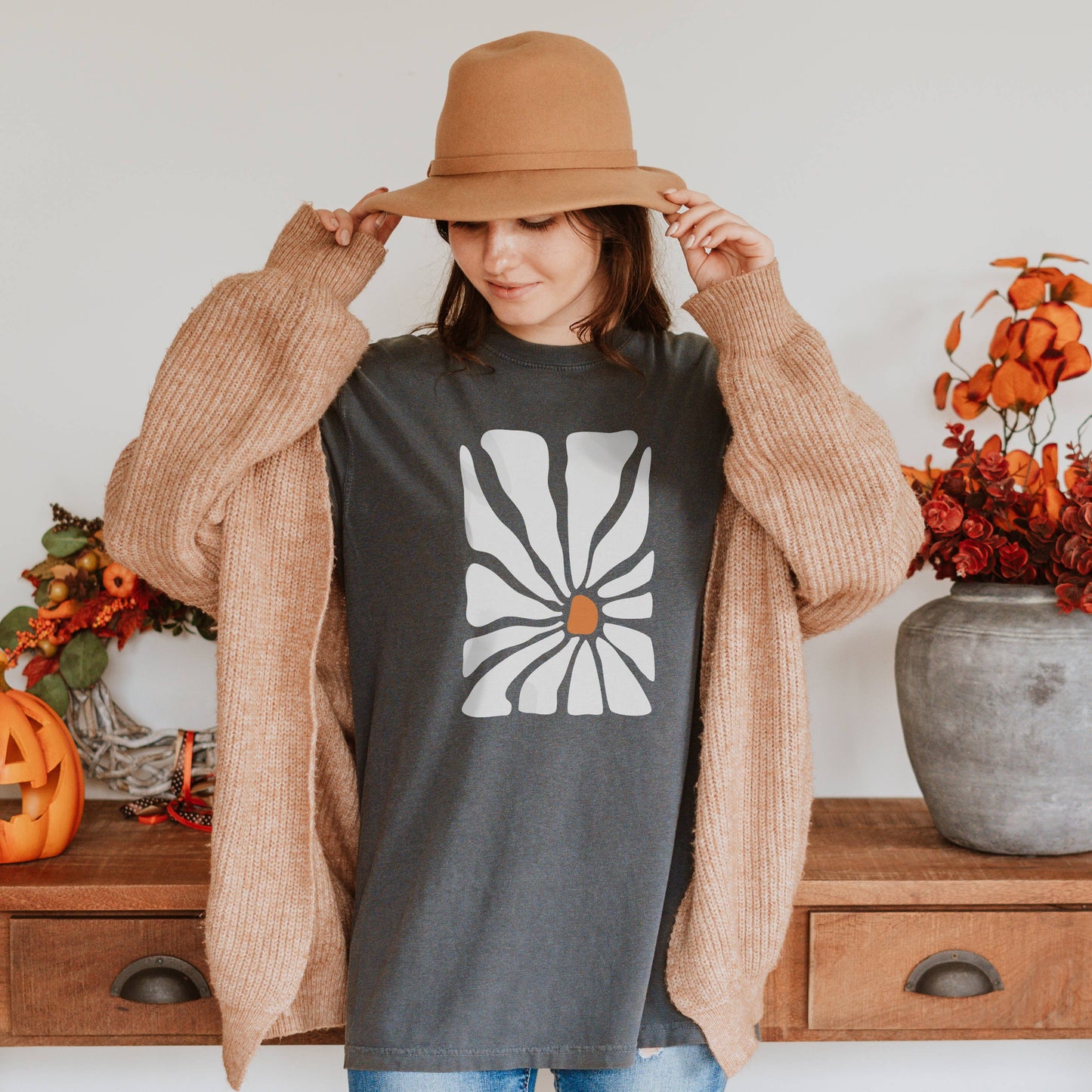 Daisy Tee | Floral | Sizes S-2XL Unisex T-shirt, Sweatshirt, Hoodie, Long Sleeve Tee - T-Shirt, Sweatshirt, Hoodie