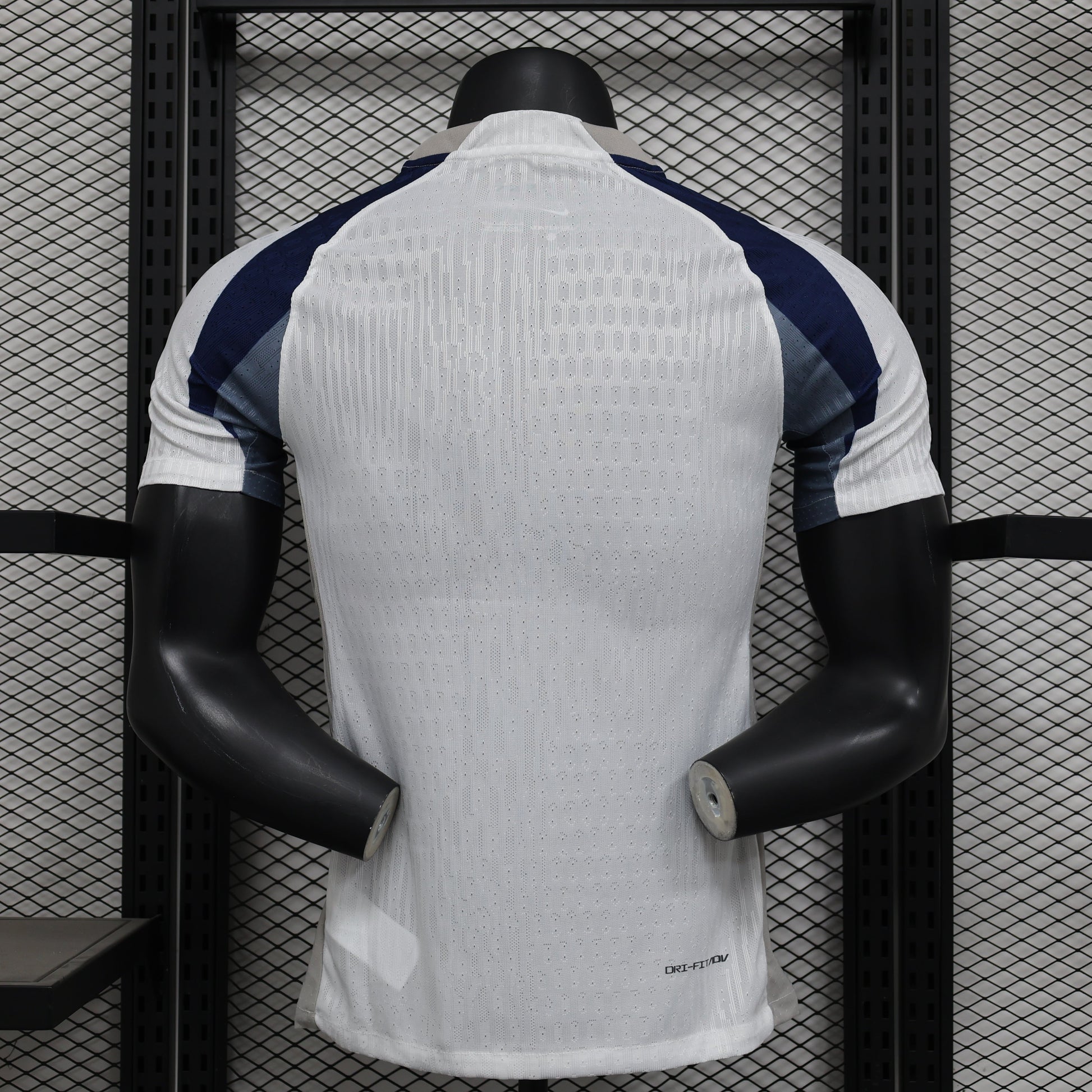 2026 New Tottenham Hotspur Home Player Version Jersey sports jersey product view 2