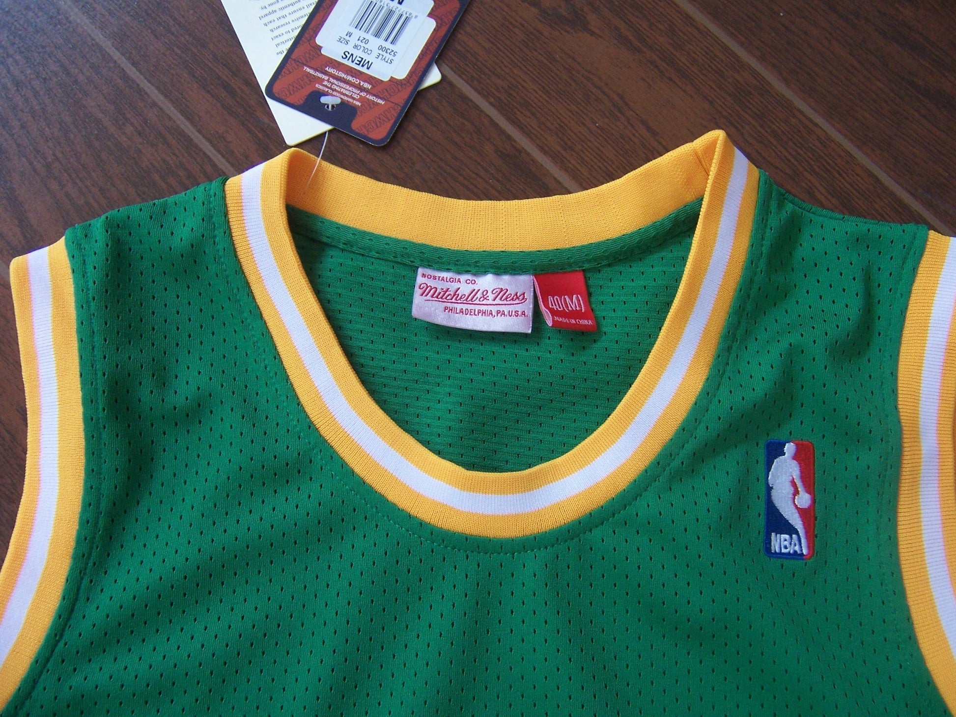 SuperSonics No. 40 Rain Man Shawn Kemp Green Jersey basketball jersey product view 3