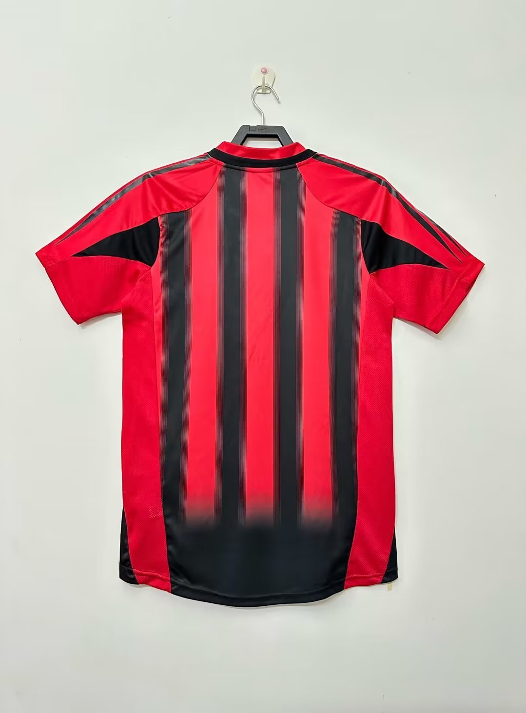 2004-05 AC Milan Home Jersey sports jersey product view 2