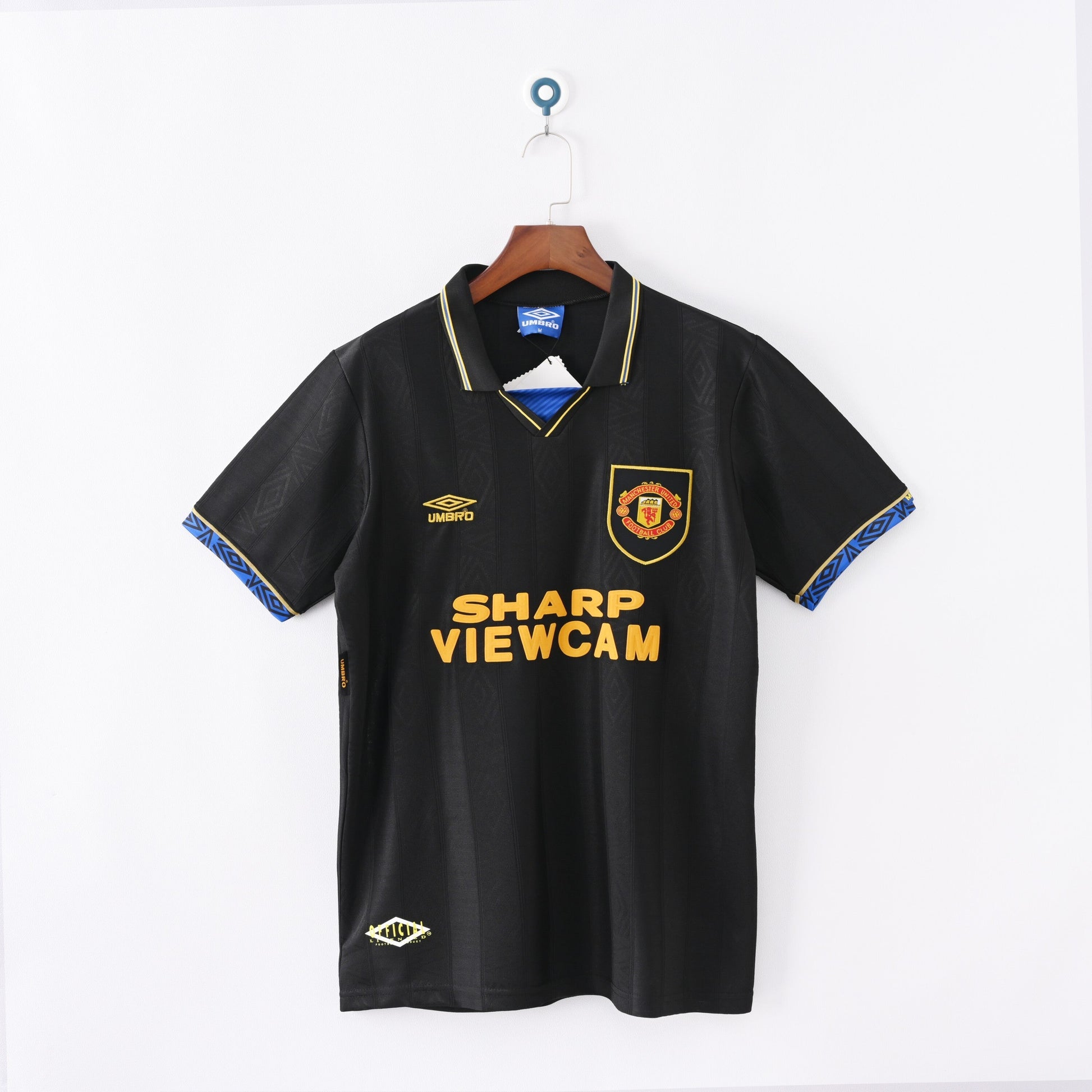 Manchester United away game 1993/94 sports jersey product view 1