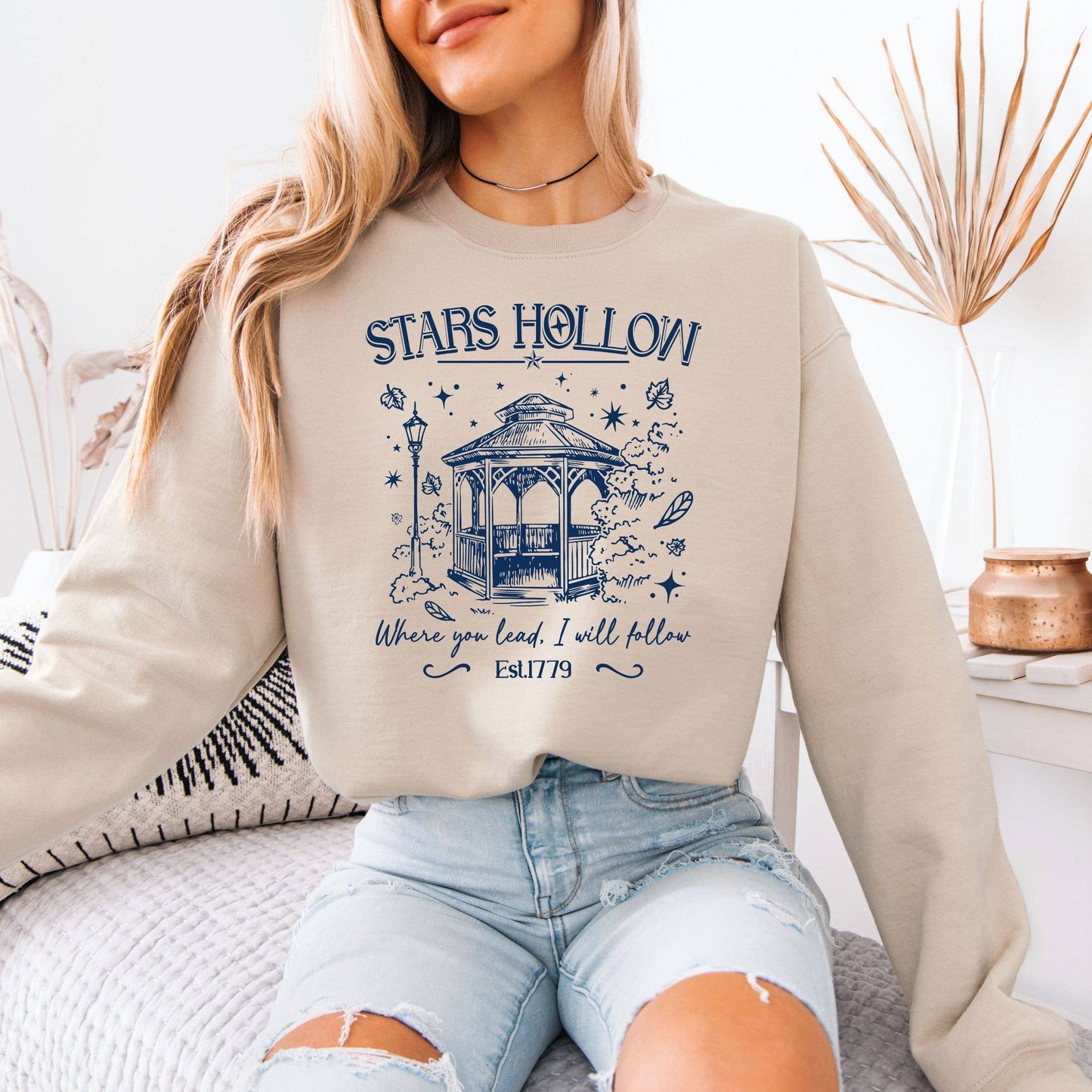 Stars Hallow Gilmore Girls SummerGraphic Sweatshirt Unisex T-shirt, Sweatshirt, Hoodie, Long Sleeve Tee - T-Shirt, Sweatshirt, Hoodie