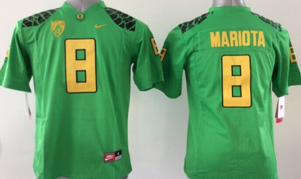Men's Oregon Ducks Marcus Mariota Green Team Jersey sports jersey product view 1