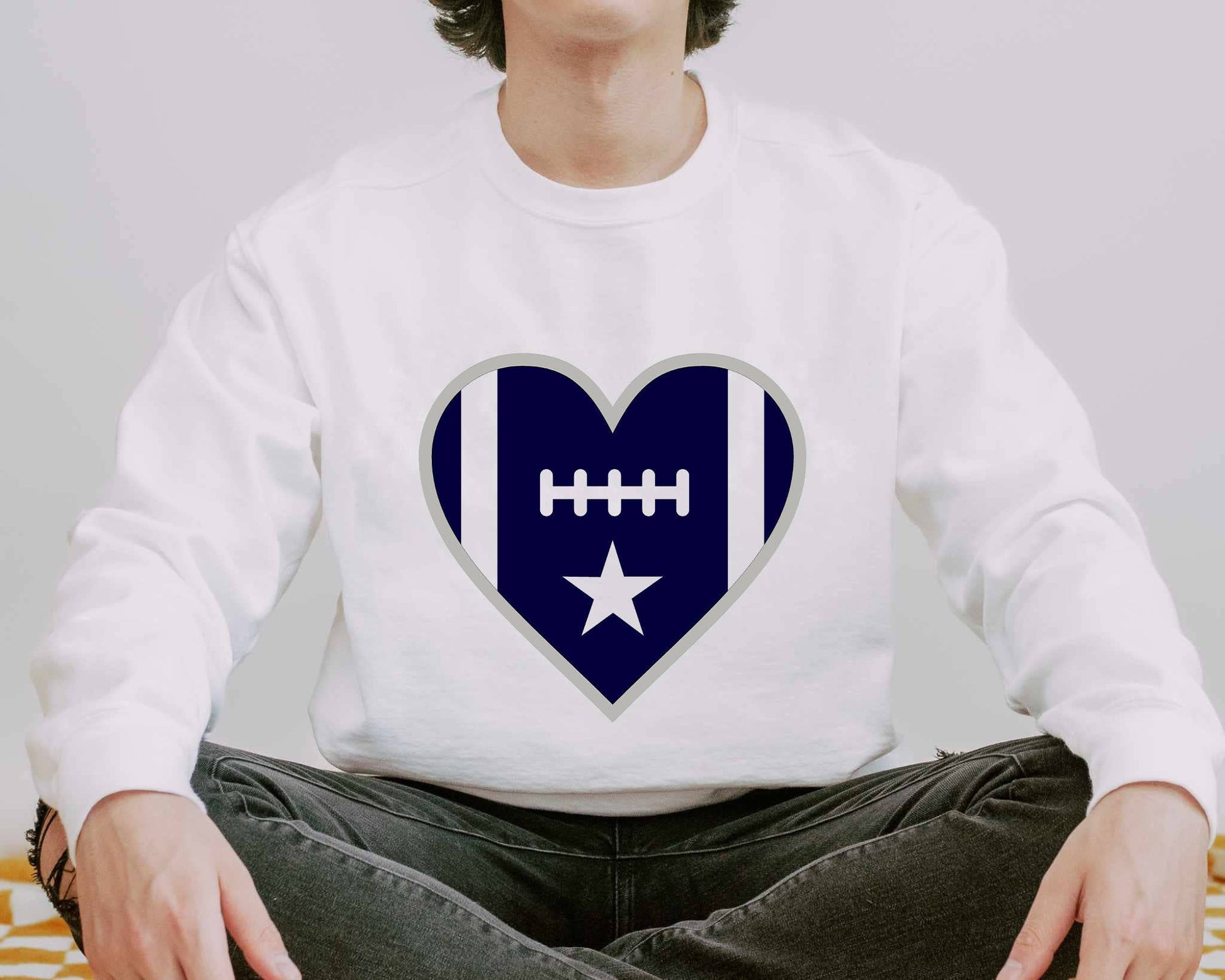 Dallas Football Vintage Crewneck Sweatshirt Unisex T-shirt, Sweatshirt, Hoodie, Long Sleeve Tee - T-Shirt, Sweatshirt, Hoodie