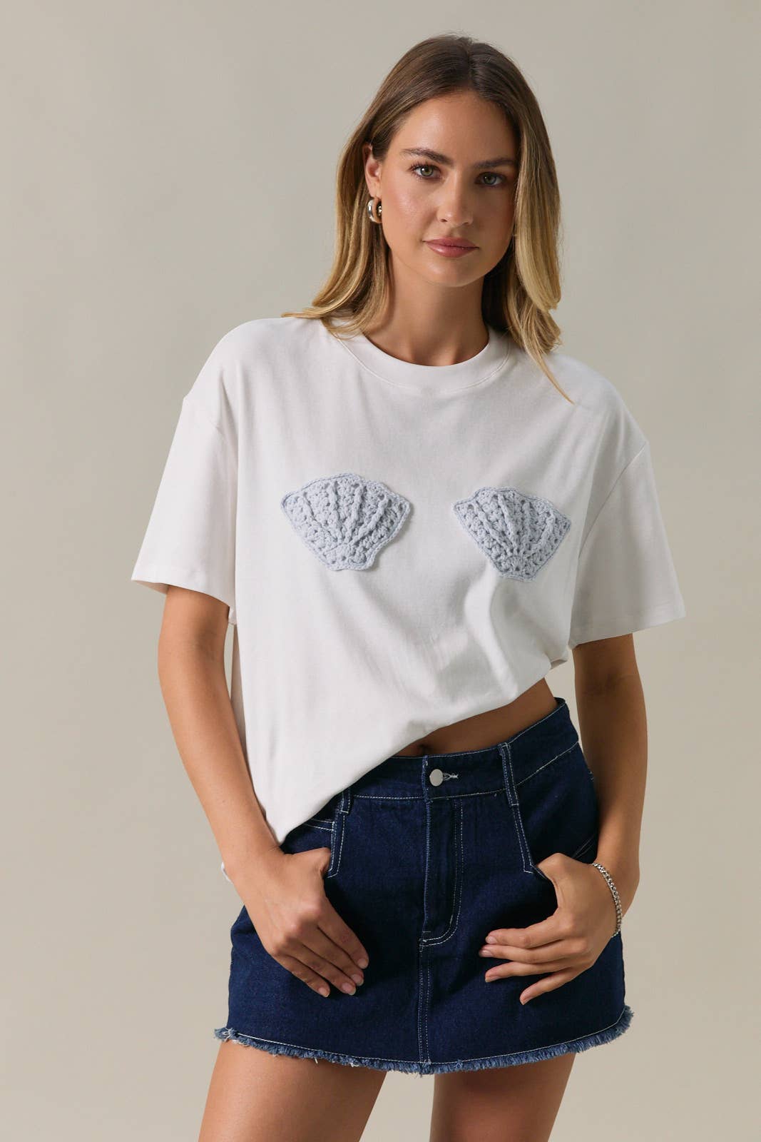 Round Neck Half Sleeve Shell Crochet Patched T-Shirt Unisex T-shirt, Sweatshirt, Hoodie, Long Sleeve Tee - T-Shirt, Sweatshirt, Hoodie