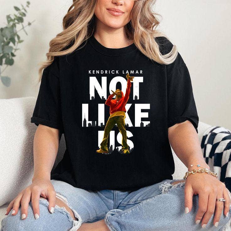 Retro Kendrick Lamar Graphic Tee - Rap Shirt Unisex T-shirt, Sweatshirt, Hoodie, Long Sleeve Tee - T-Shirt, Sweatshirt, Hoodie