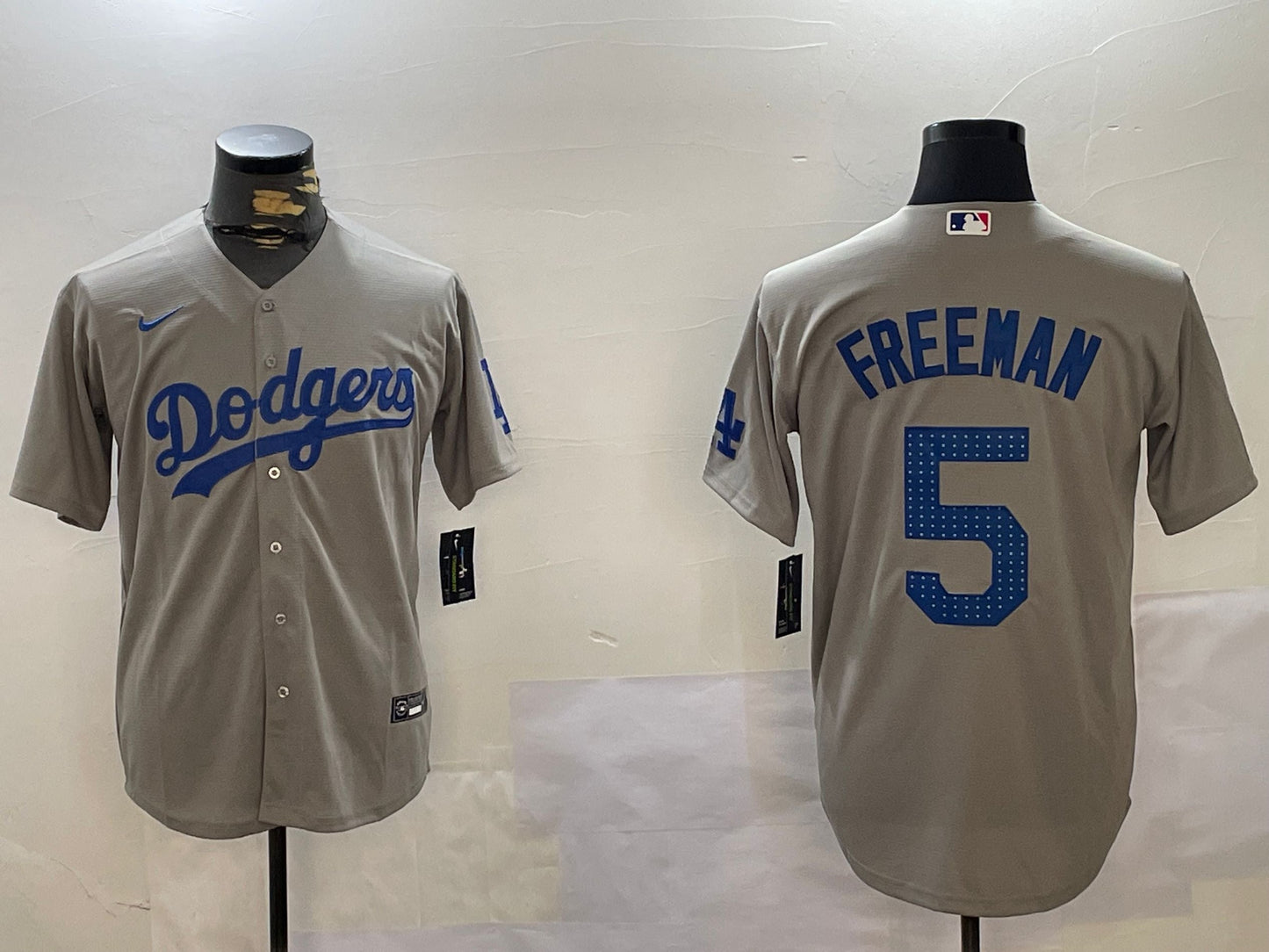 Men's Los Angeles Dodgers Freddie Freeman #5 Gray Player Game Jersey baseball jersey product view 1