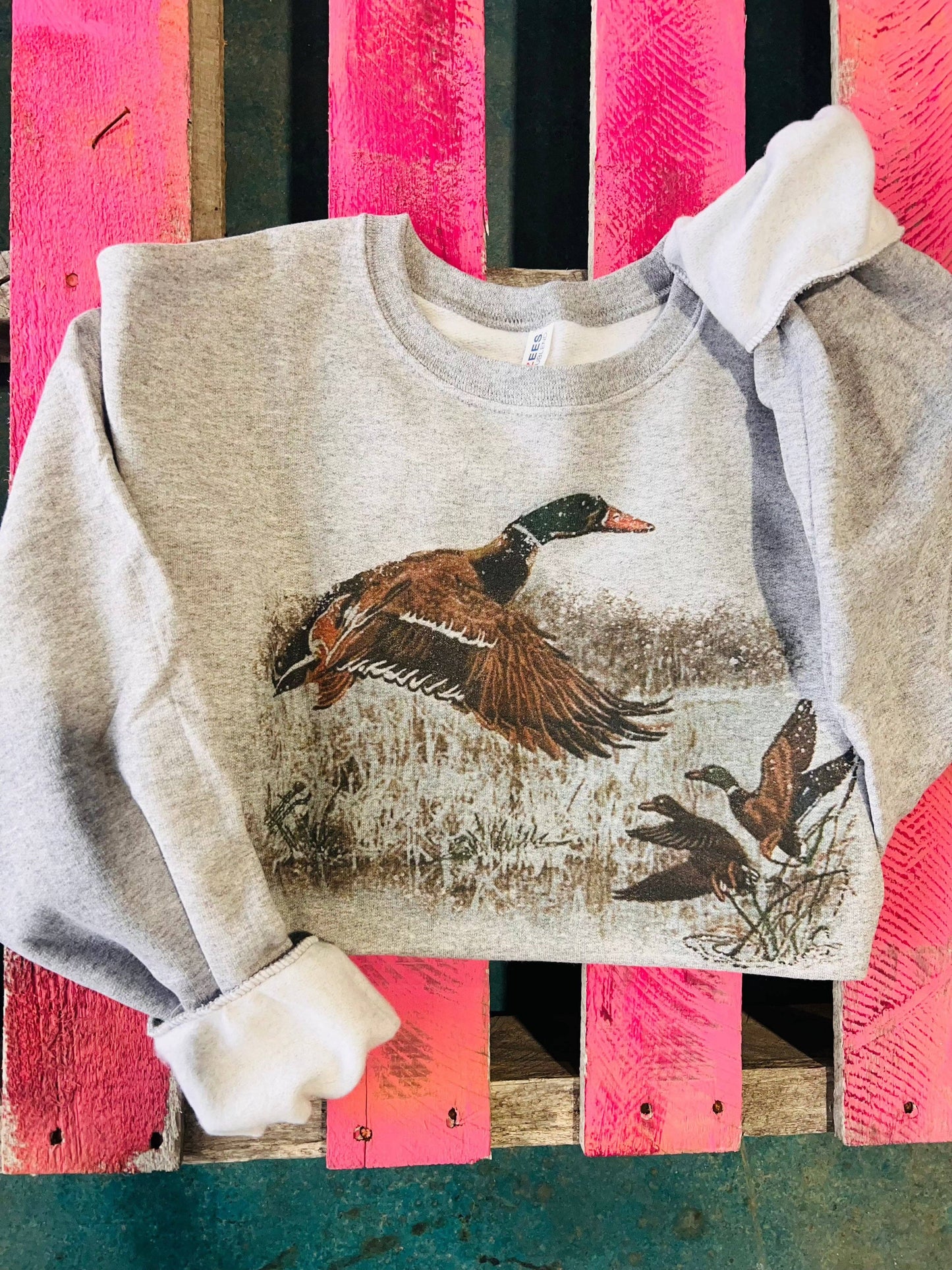 Retro Duck Scene Unisex T-shirt, Sweatshirt, Hoodie, Long Sleeve Tee - T-Shirt, Sweatshirt, Hoodie